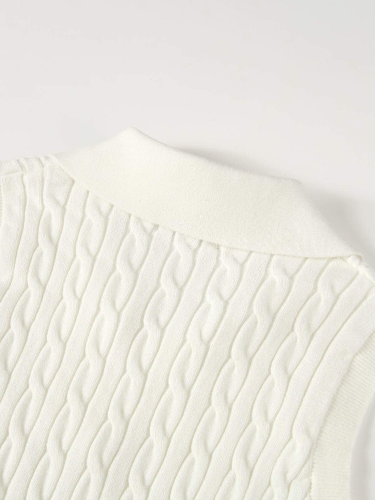Cable Knit Vest - Cream