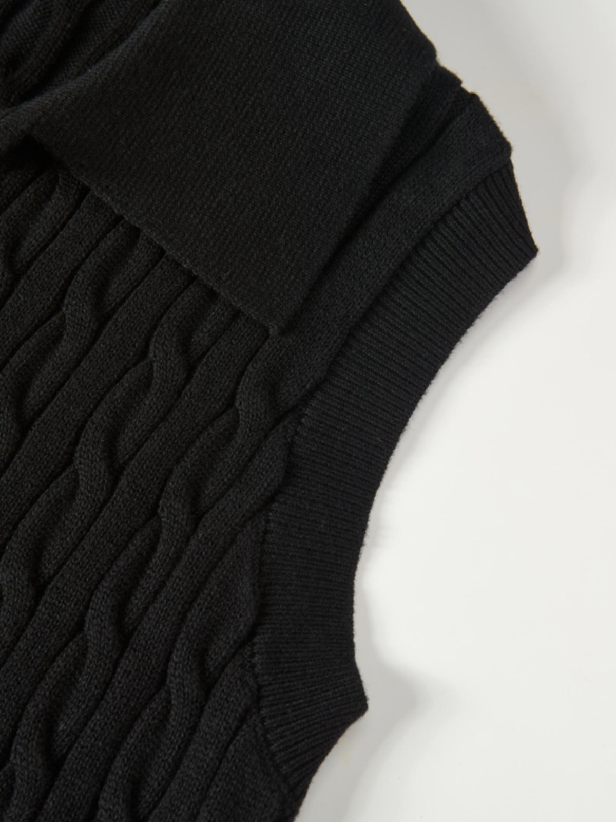 Cable Knit Vest - Black