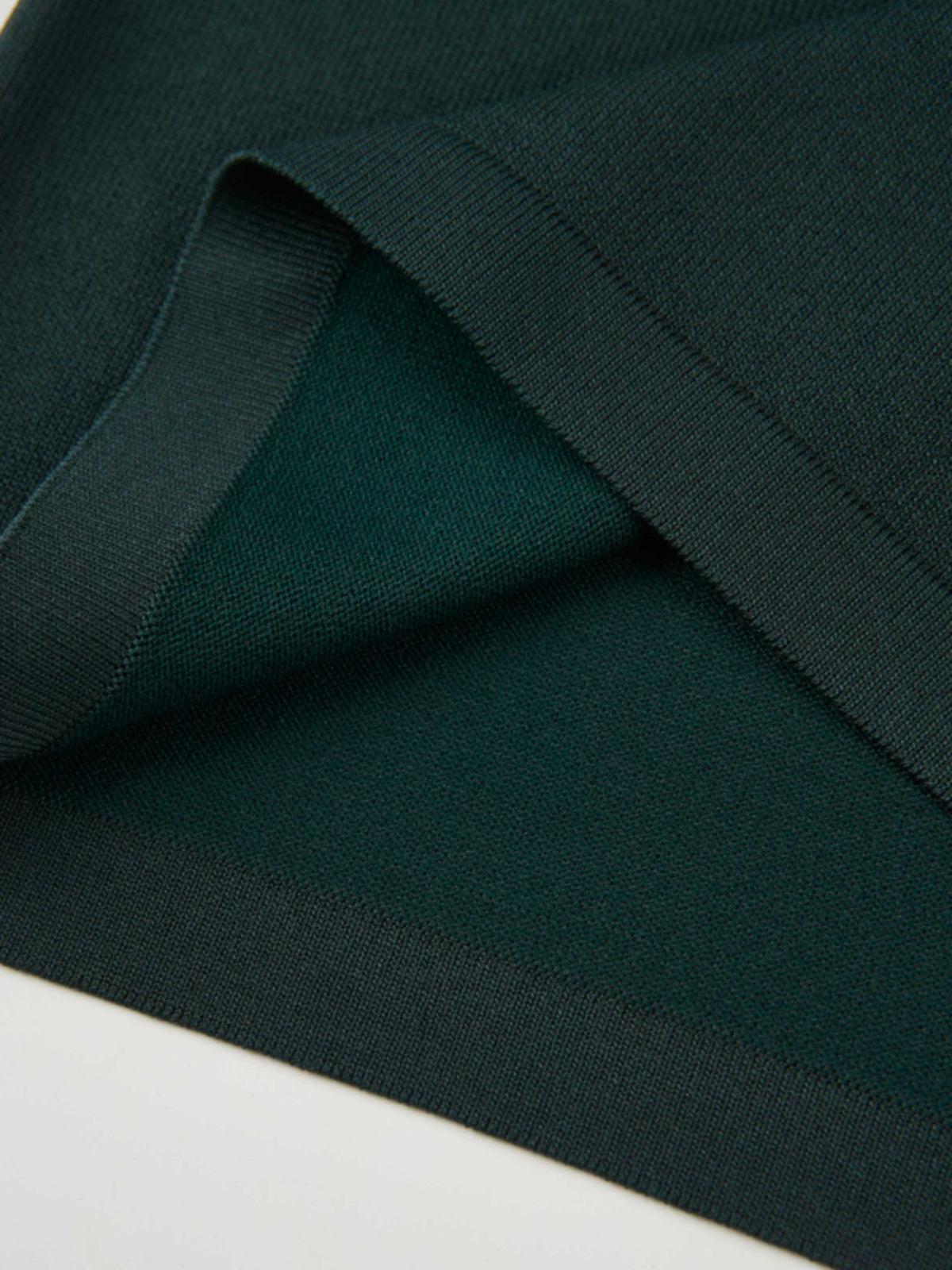 Sleeveless Crew Neck Silk Knit Top - Emerald Green