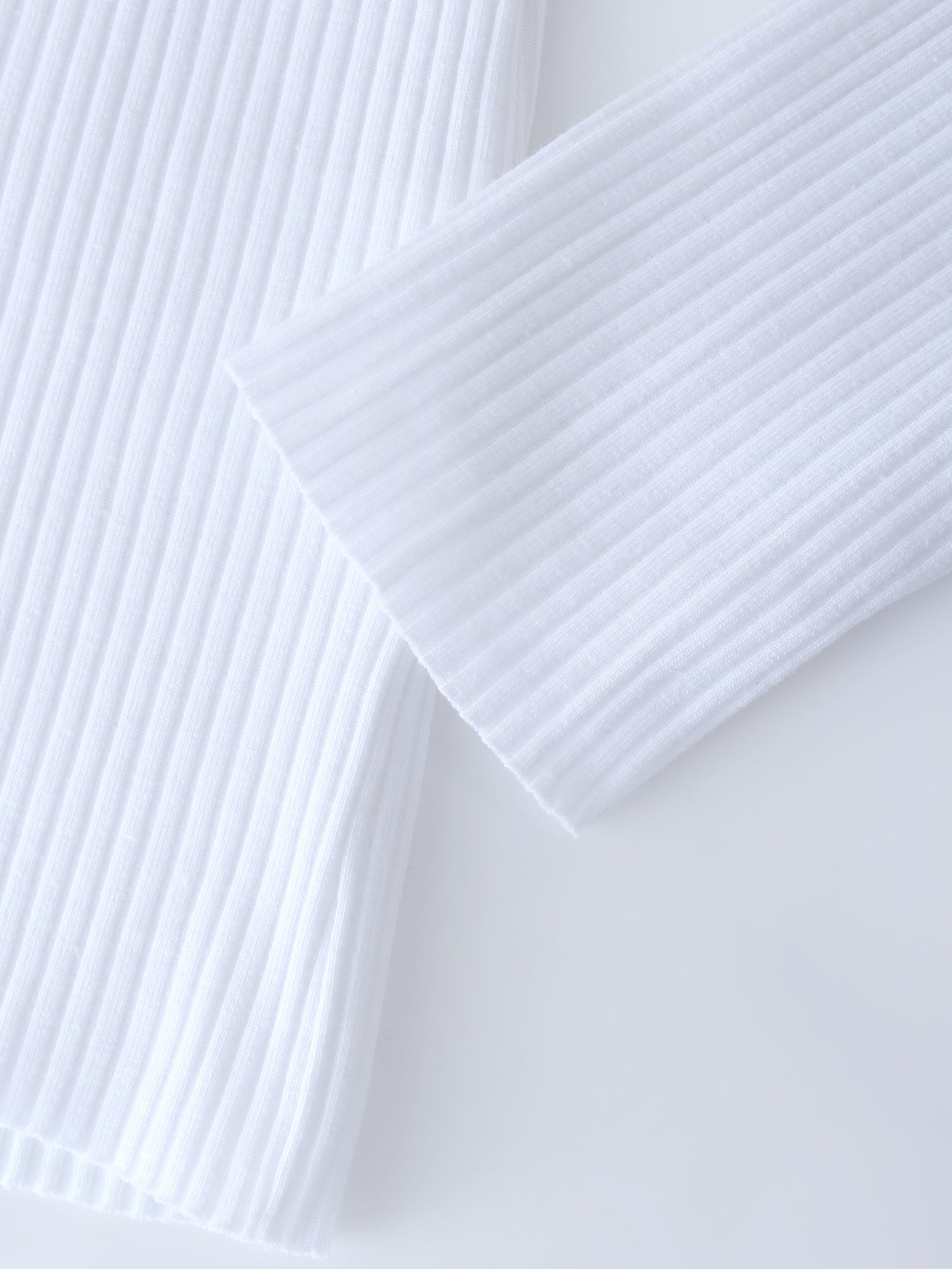 WIDE RIBBED CREW-WHITE