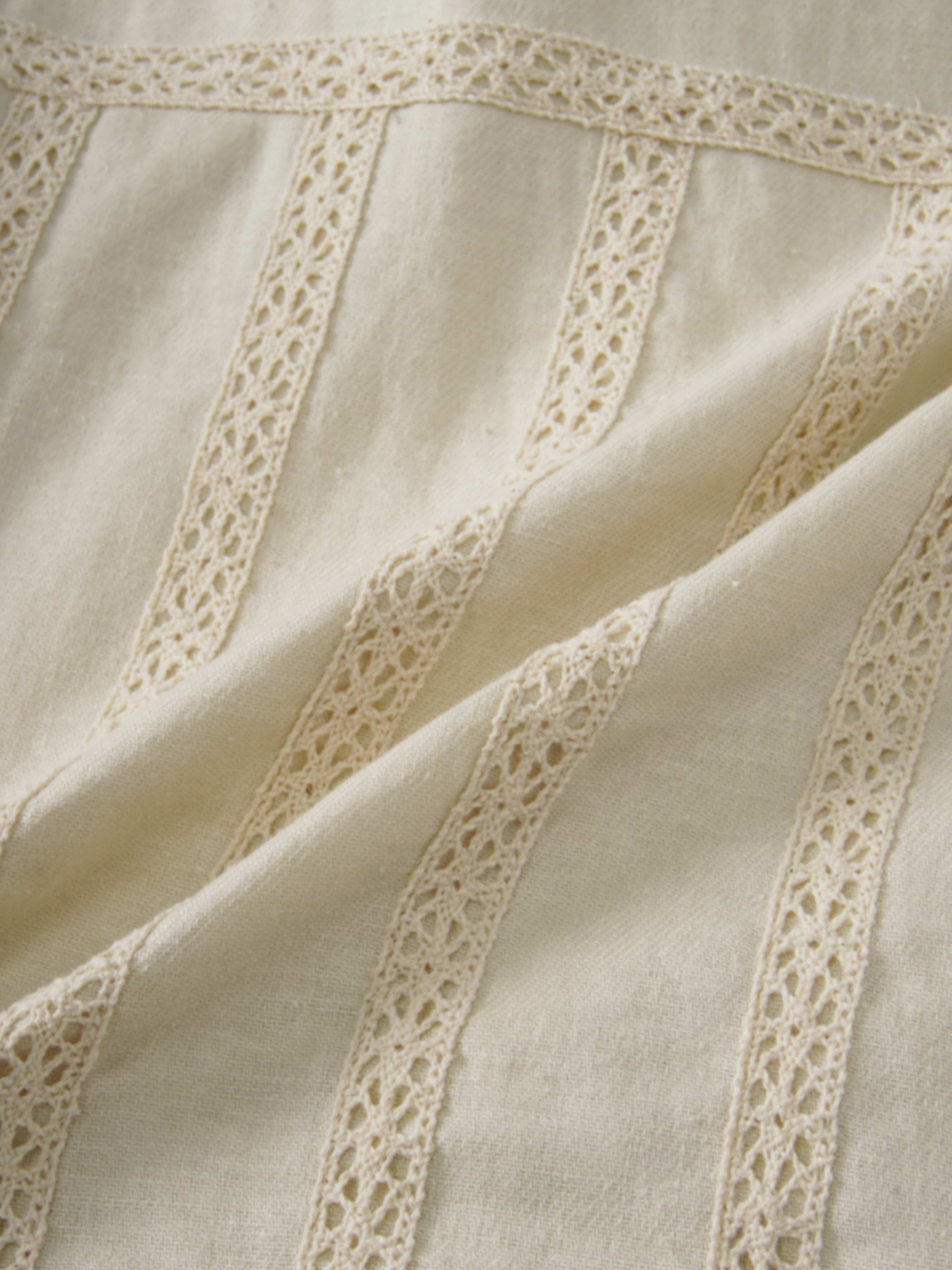 Ruffle Layer Jacket-Cream