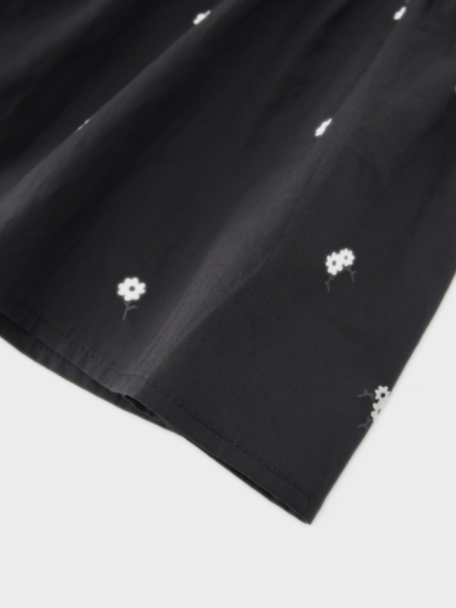 Ombre Flower Skirt-Black