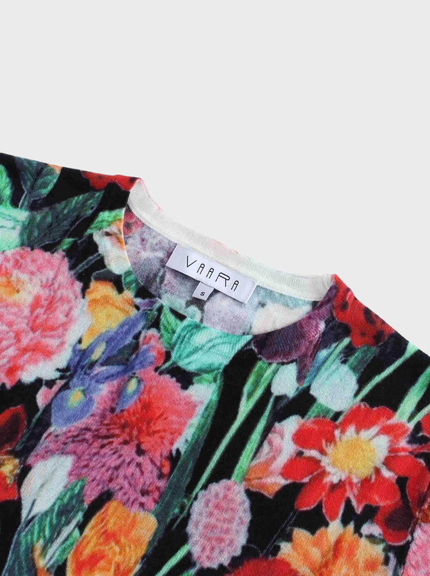 Printed Sweater-Vibrant Flowers