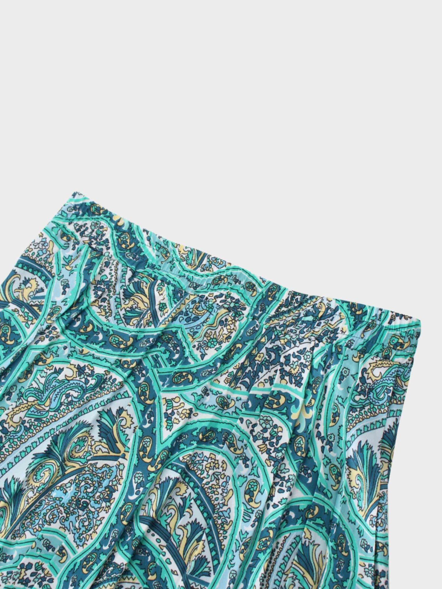 Covered Band Pleated Skirt 37&quot;-Floral Paisley