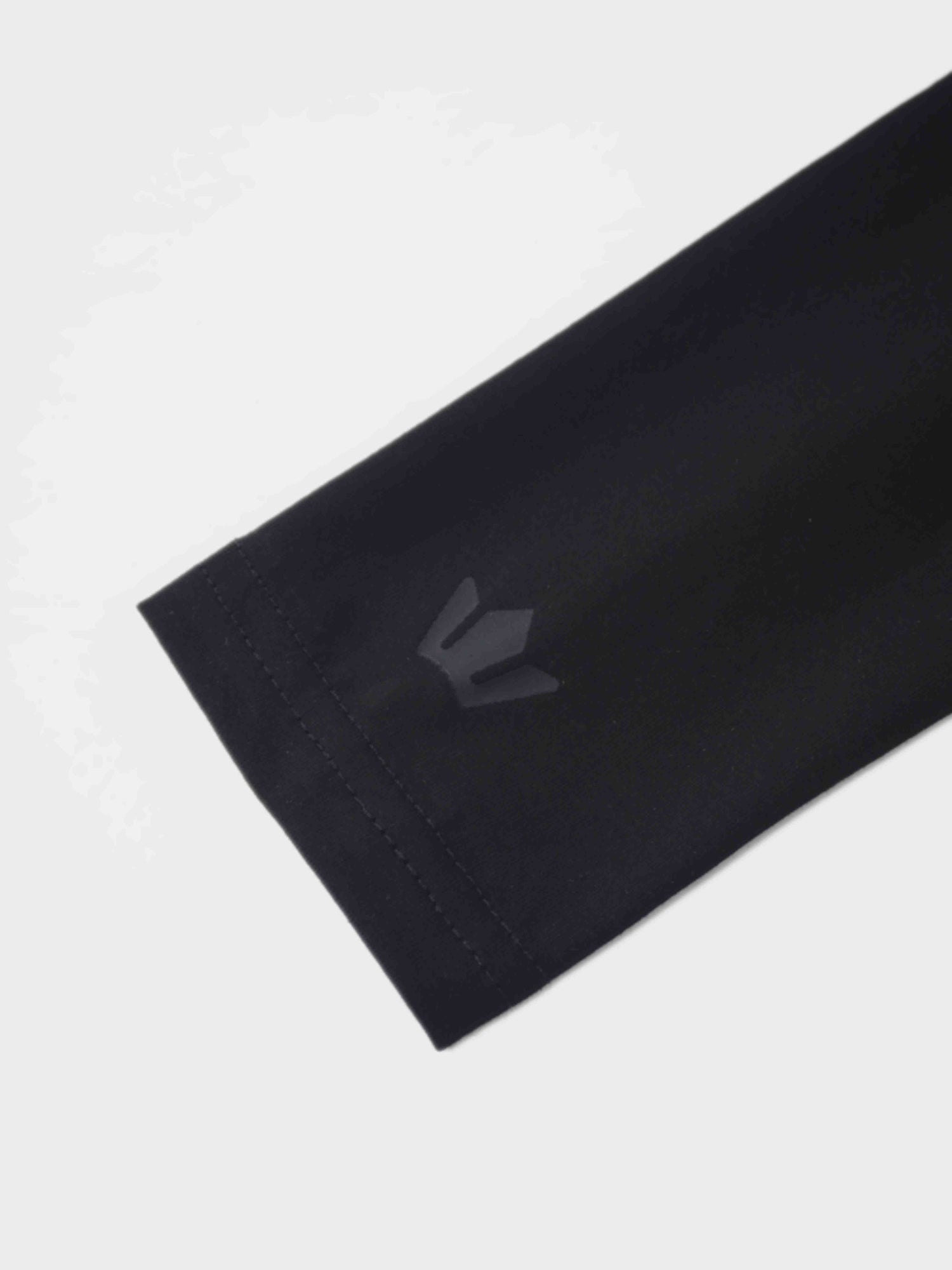 Cropped Boxy Tee-Black