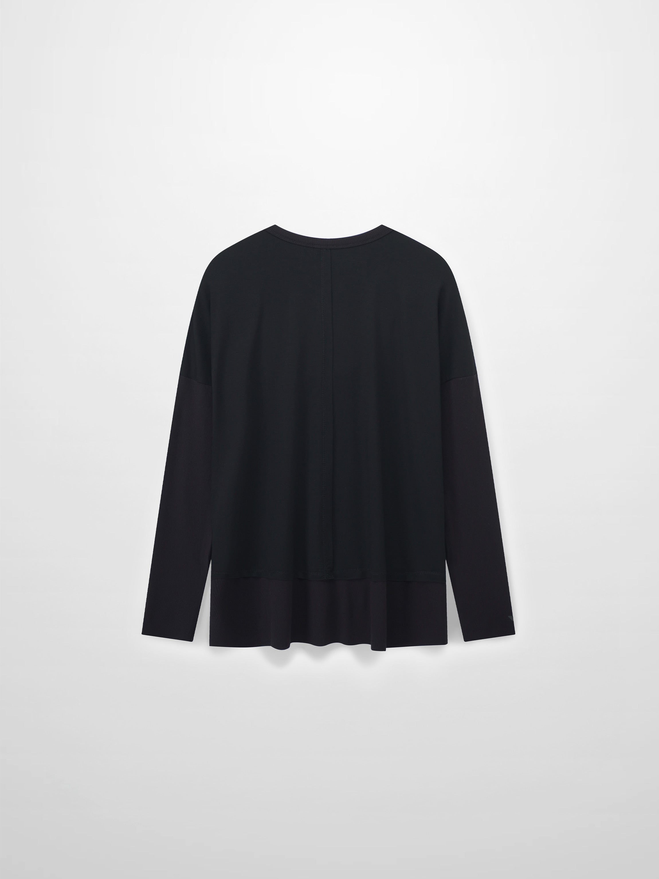 CAMISETA BAJO CANAL-NEGRO
