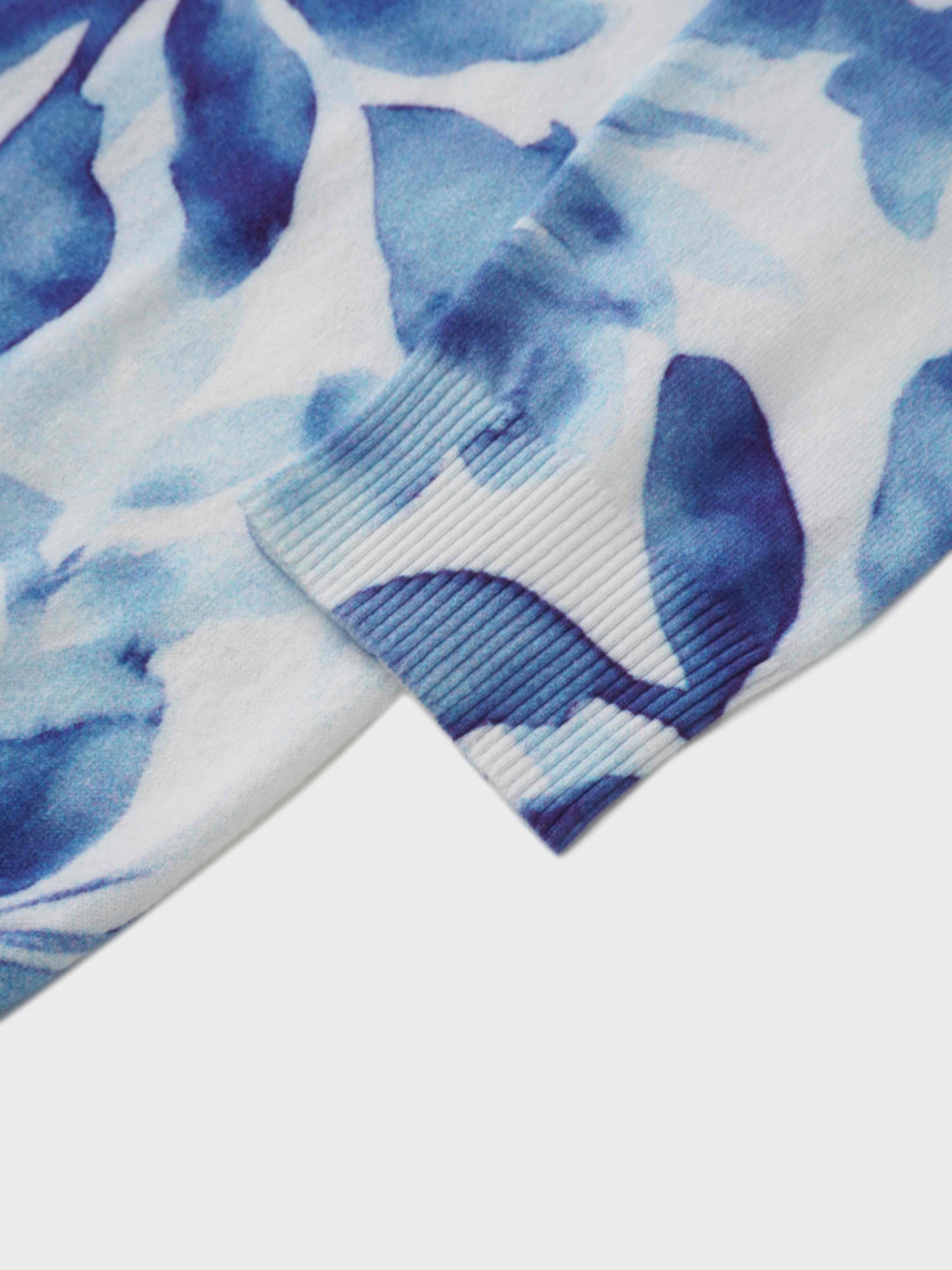 Printed Sweater-Blue Leaves
