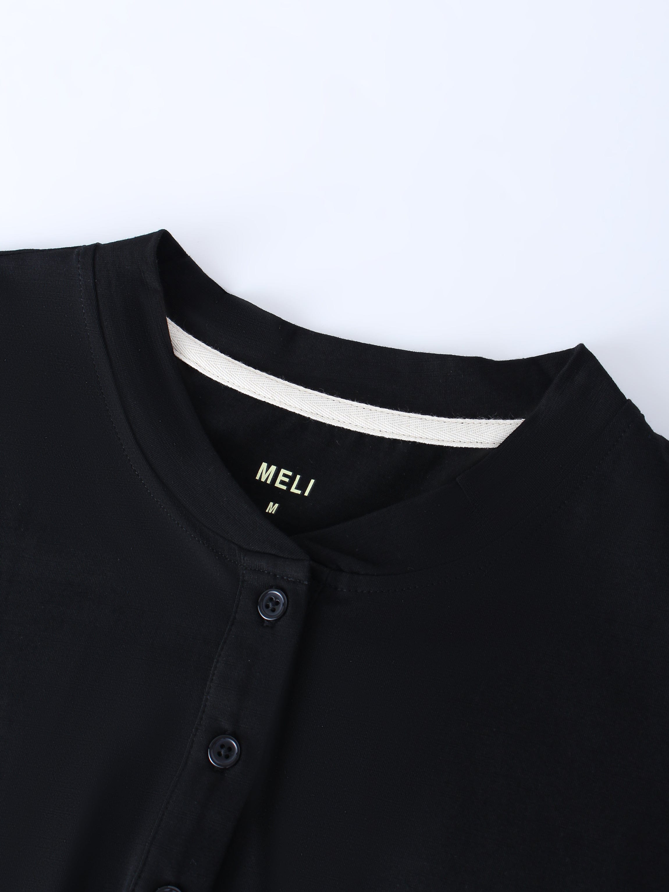 CAMISETA HENLEY 4 BOTONES-NEGRO