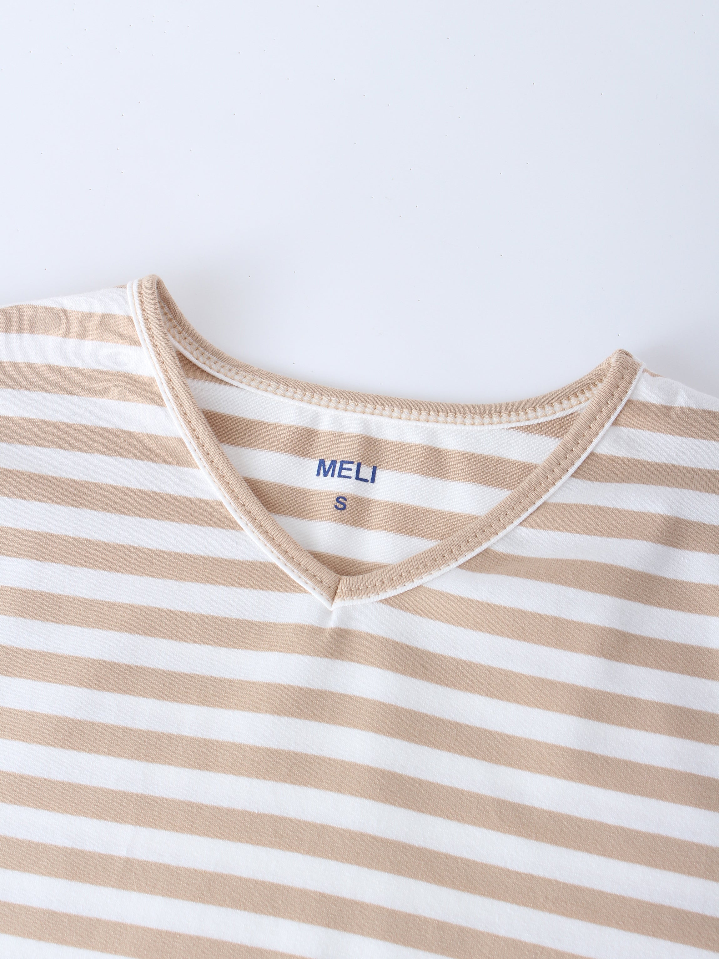 Thin Stripe High V Tee-Tan/White Stripe