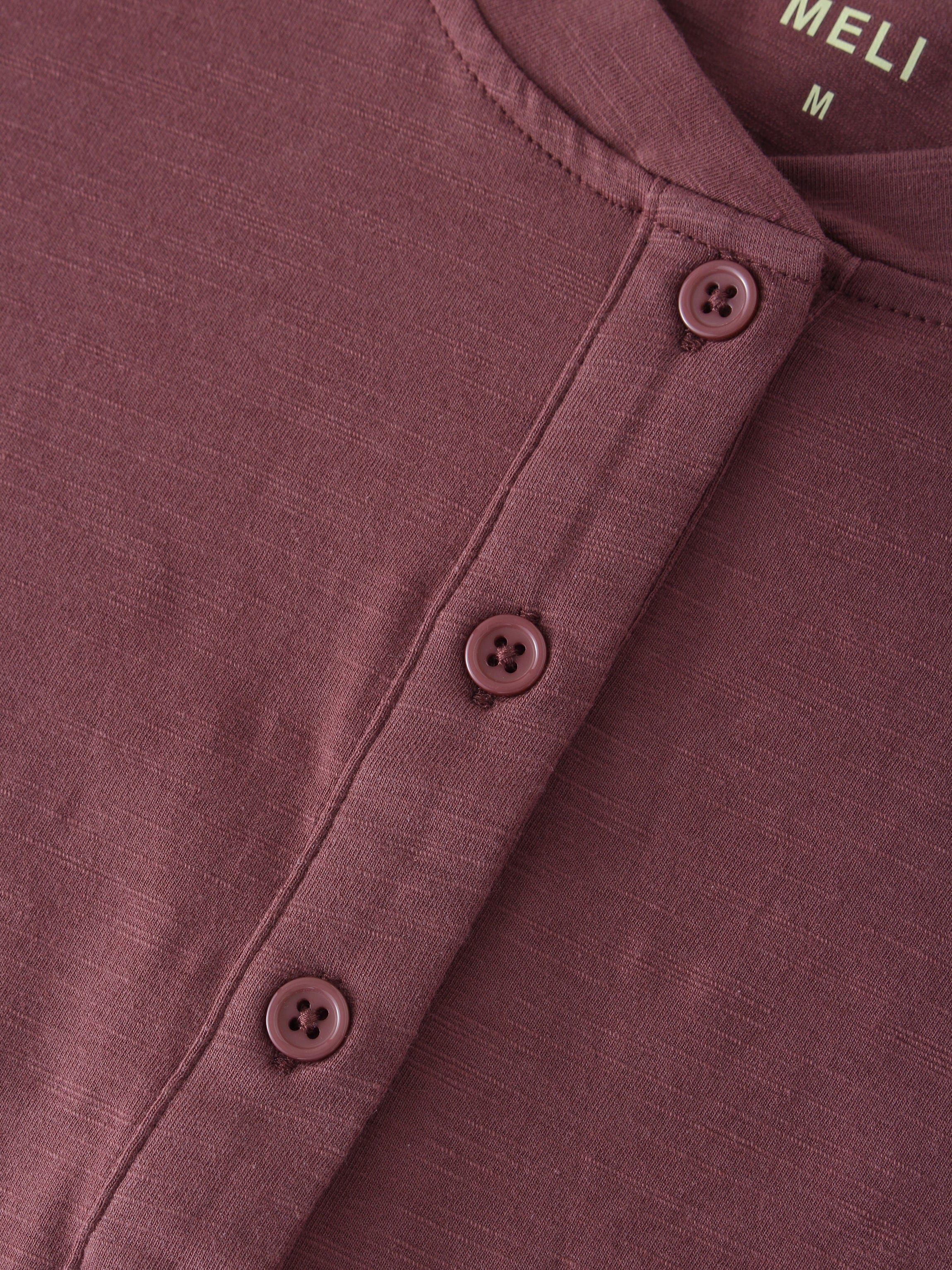 CAMISETA HENLEY 4 BOTONES-ROSA