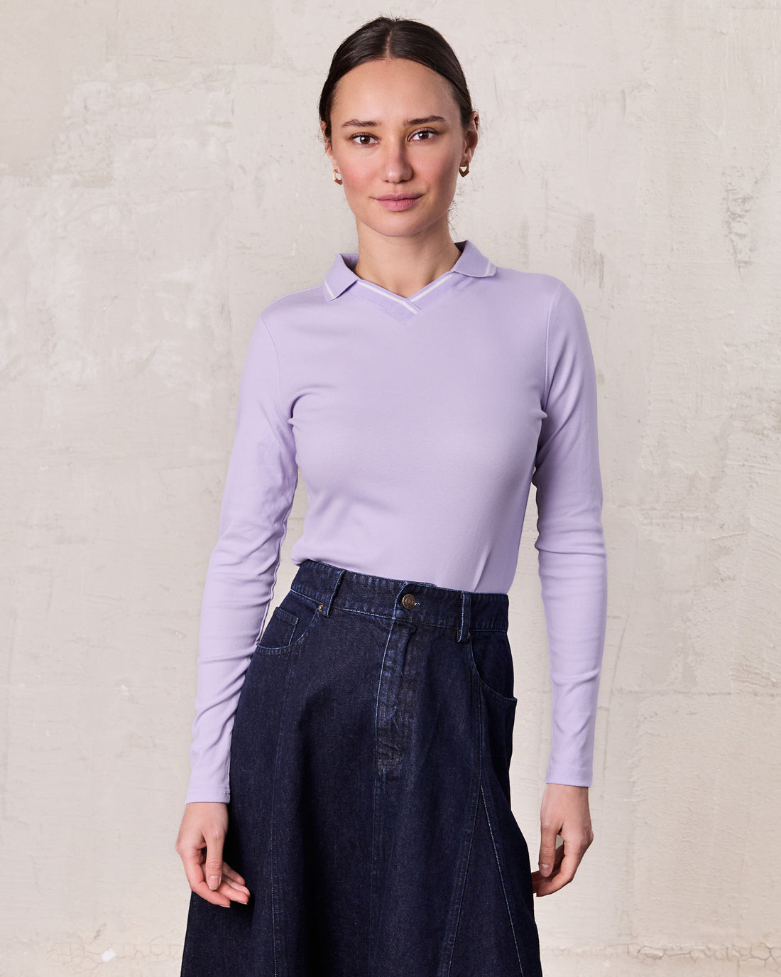 Collared High V T-Shirt-Lavender
