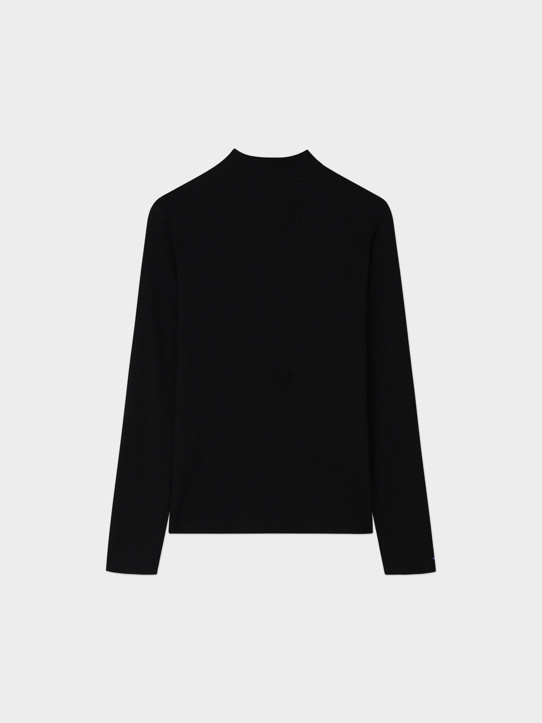 Textured Stretch Turtleneck-Black