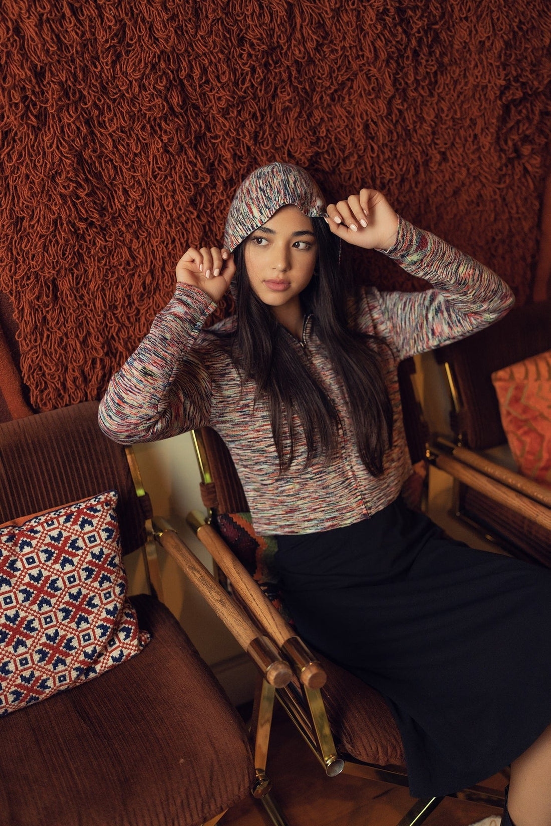 SUDADERA CON CAPUCHA COLOR RAYAS-MULTI