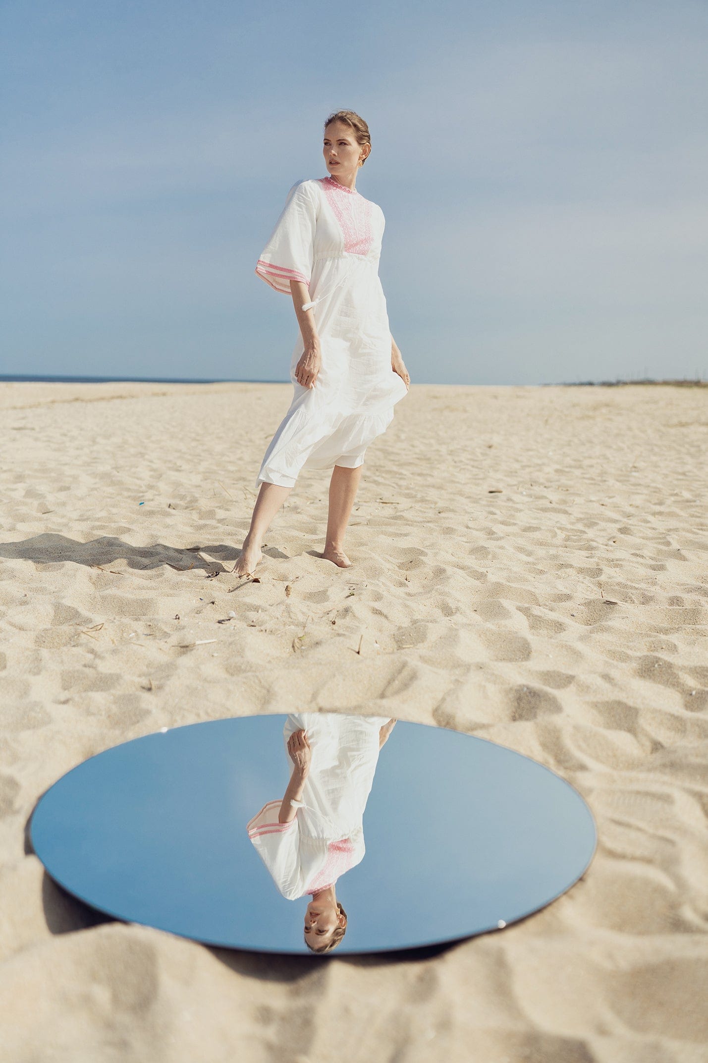 EMBROIDERED BOHO DRESS-WHITE/PINK