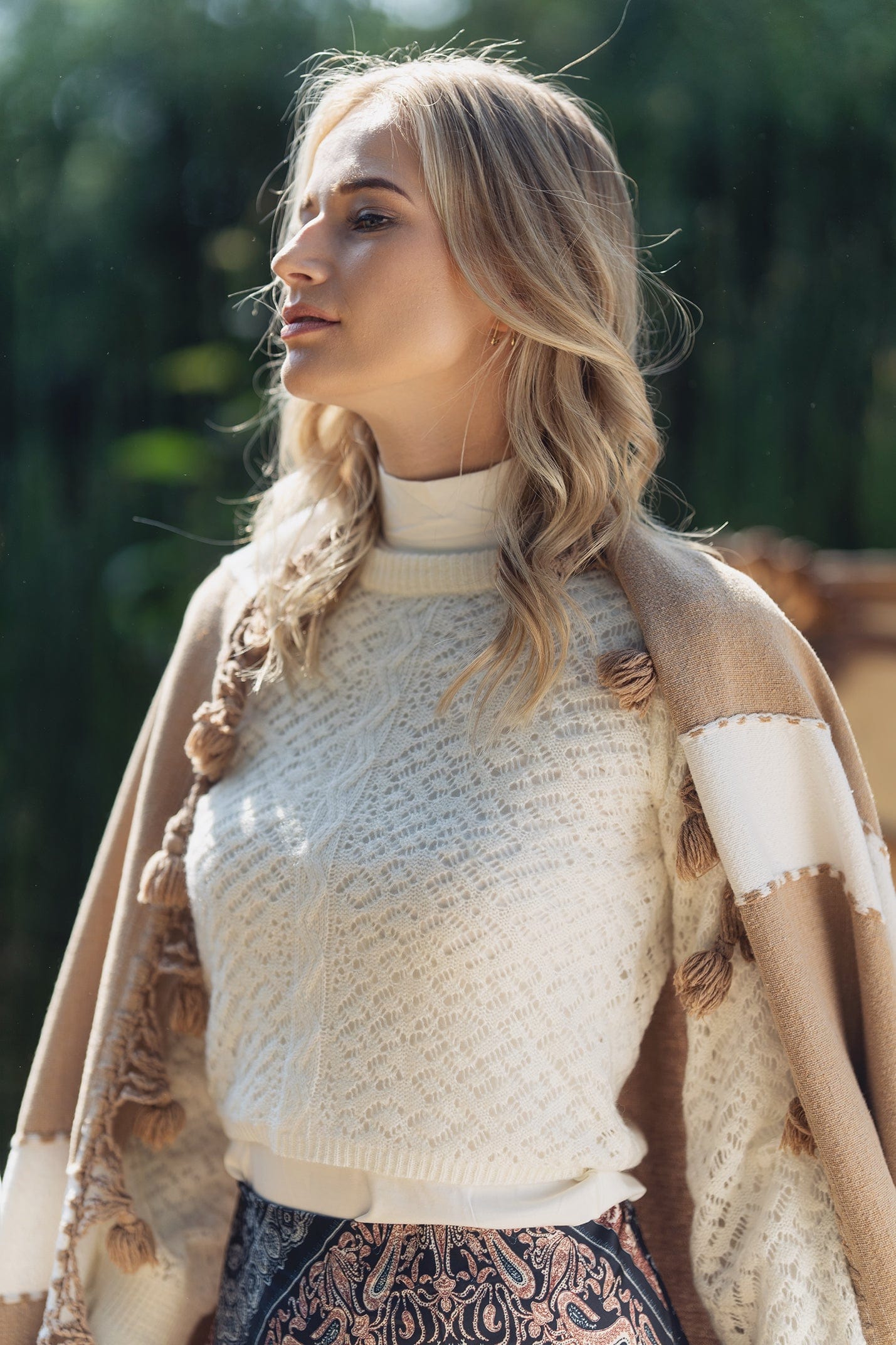 CROCHET CROP SWEATER-CREAM