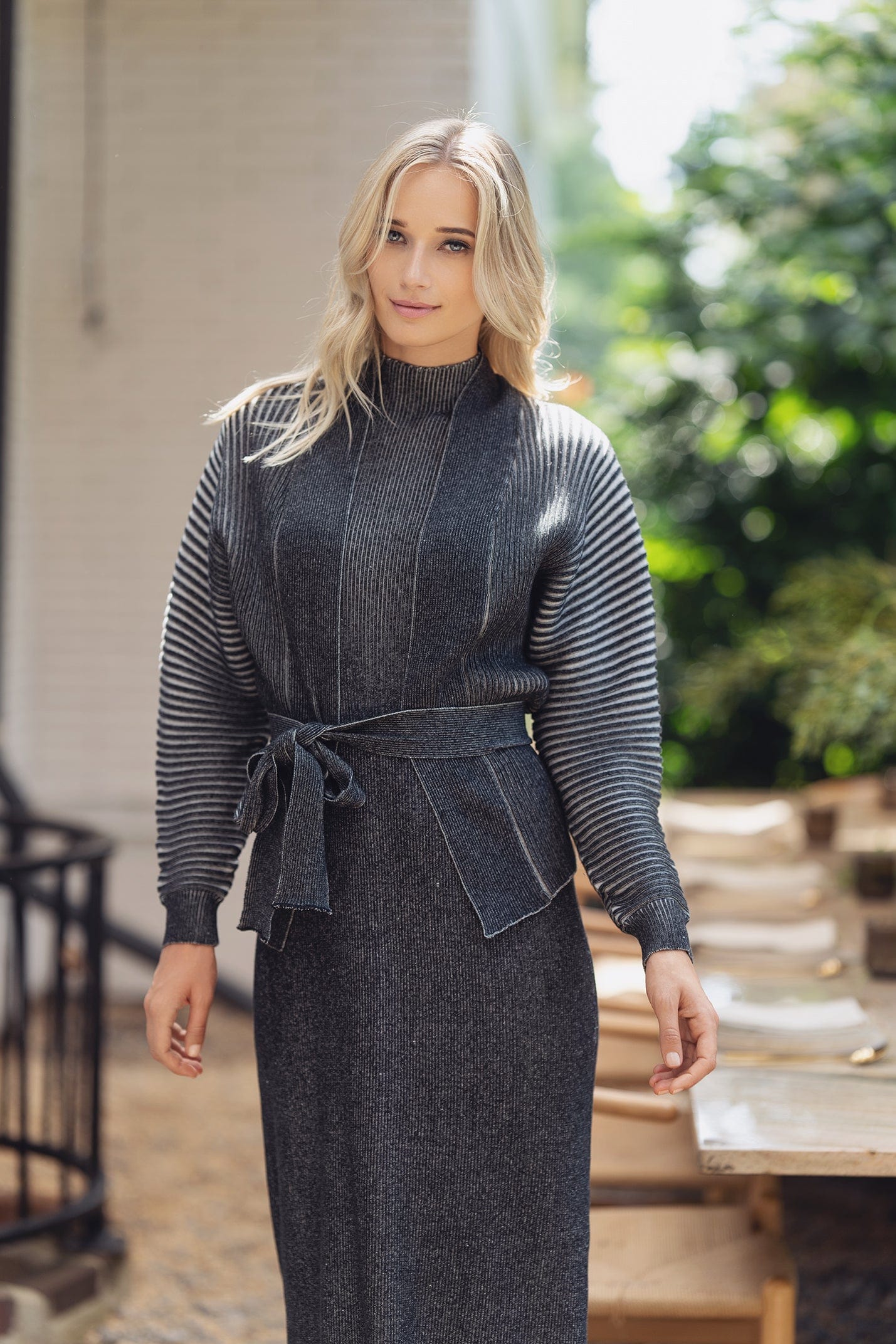 TWO TONE LAYERING DRESS-BLACK/GREY