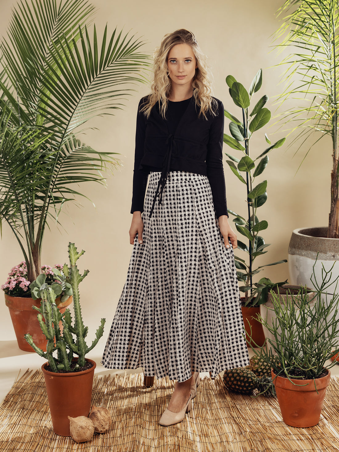 Top Stitched Pleated Skirt-B/W Checkered