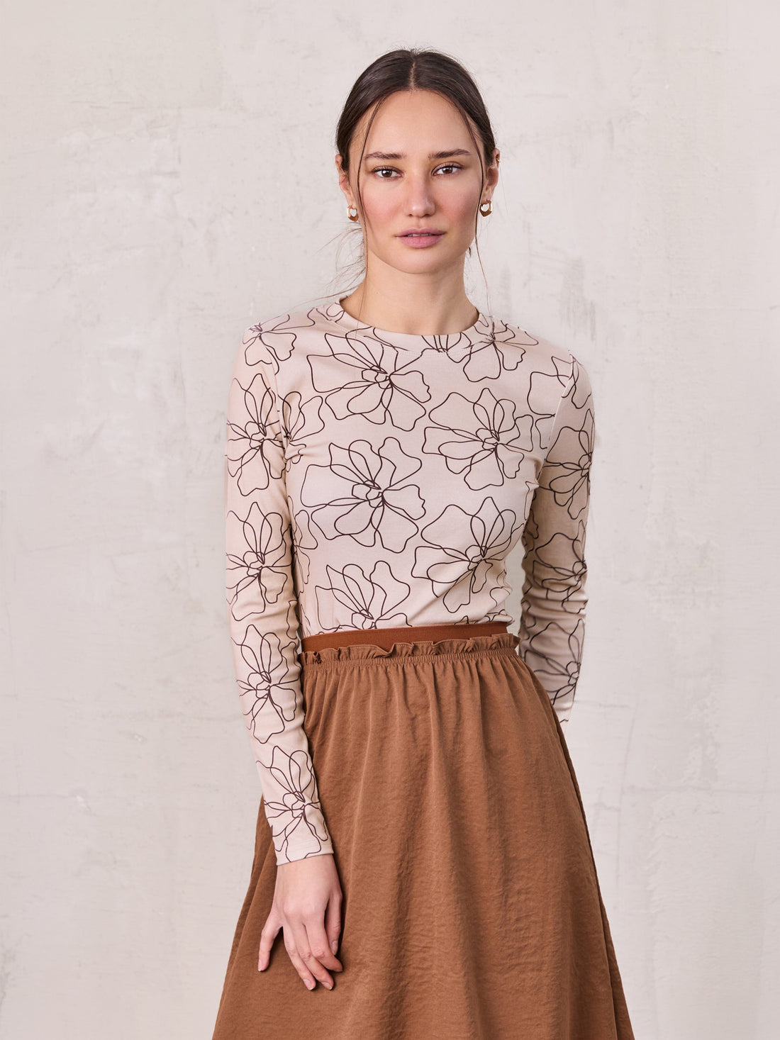 Basic Printed T-shirt-Tan/Brown Floral