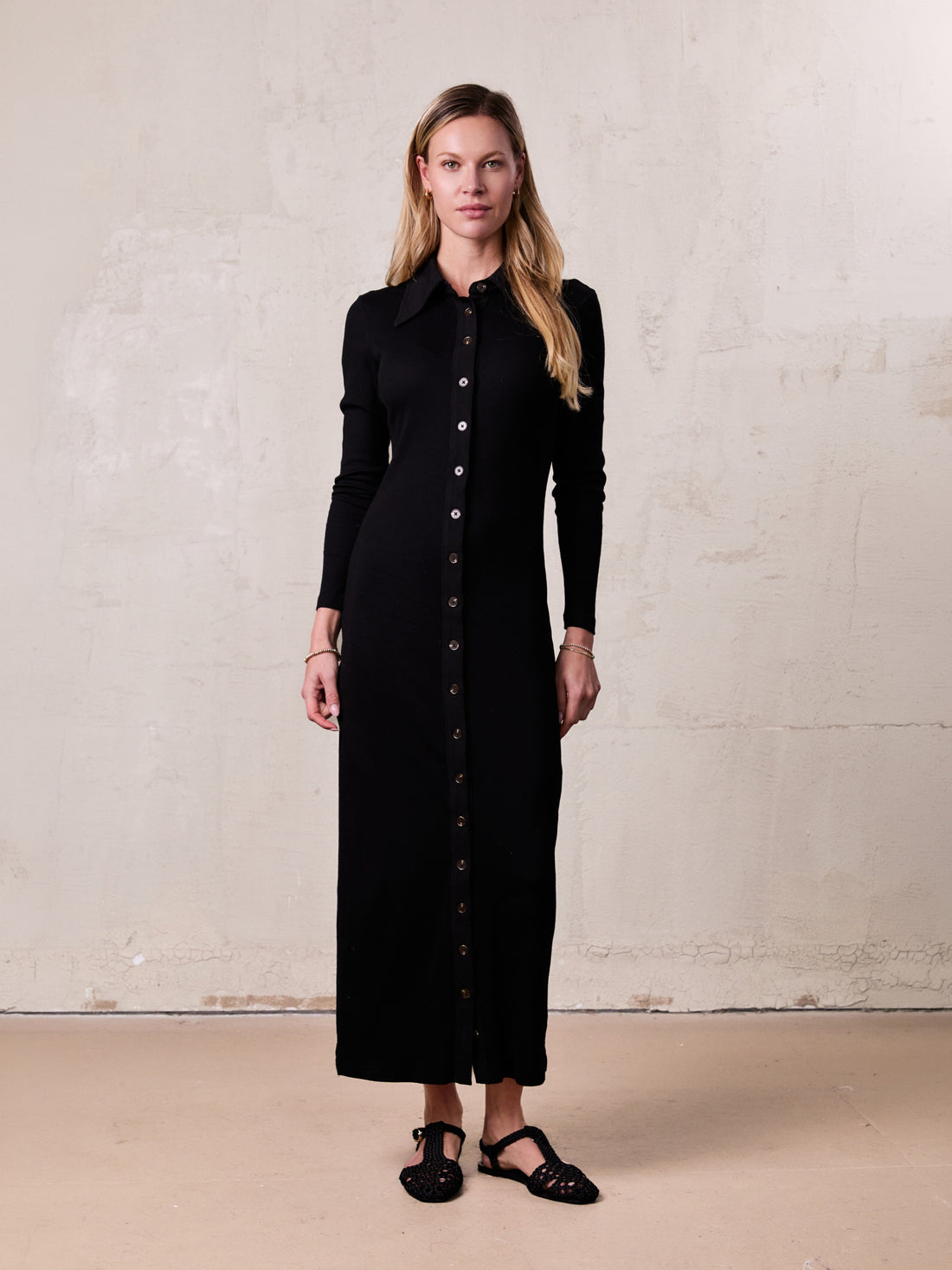 Shop Women's Dresses - Fame On Central Fame on Central Shop Women's Dresses - Fame On Central Fame on Central