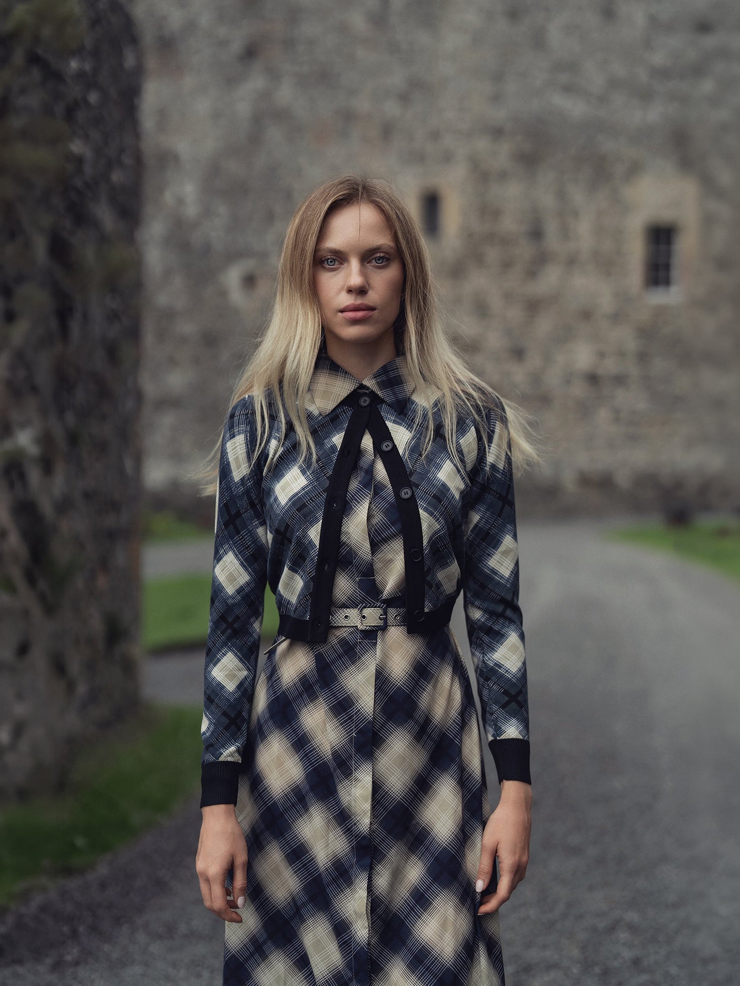 Buttoned Cardigan-Black/White Plaid