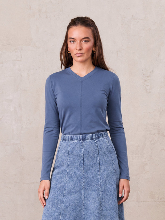 Center Seam High V Tee-Denim Blue