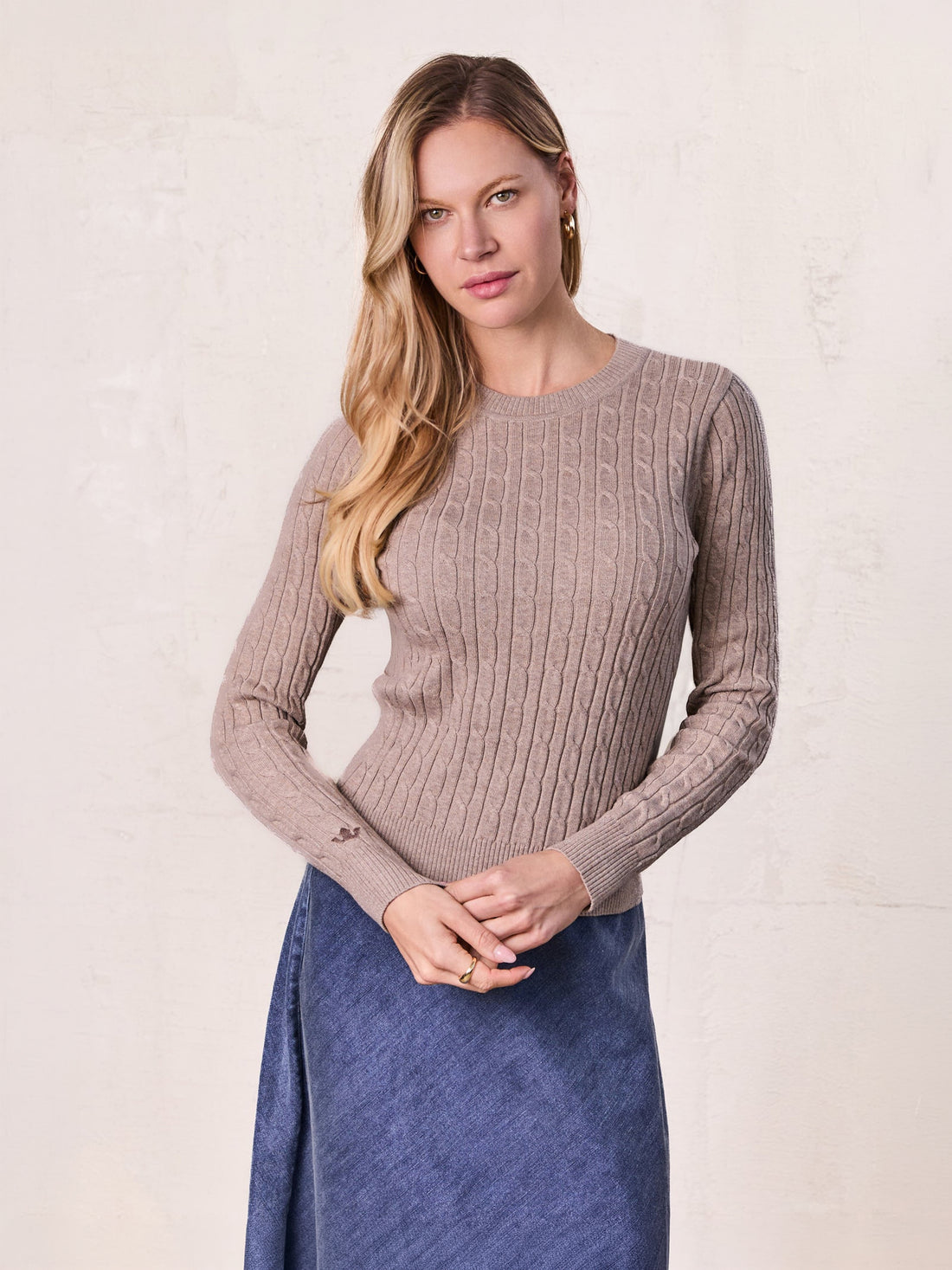 Crew Neck Cable Sweater-Mocha Mousse