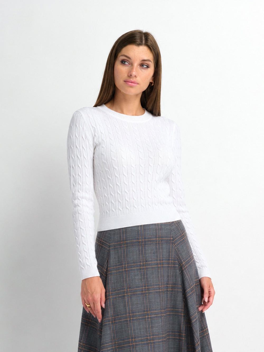 Crew Neck Cable Sweater-White