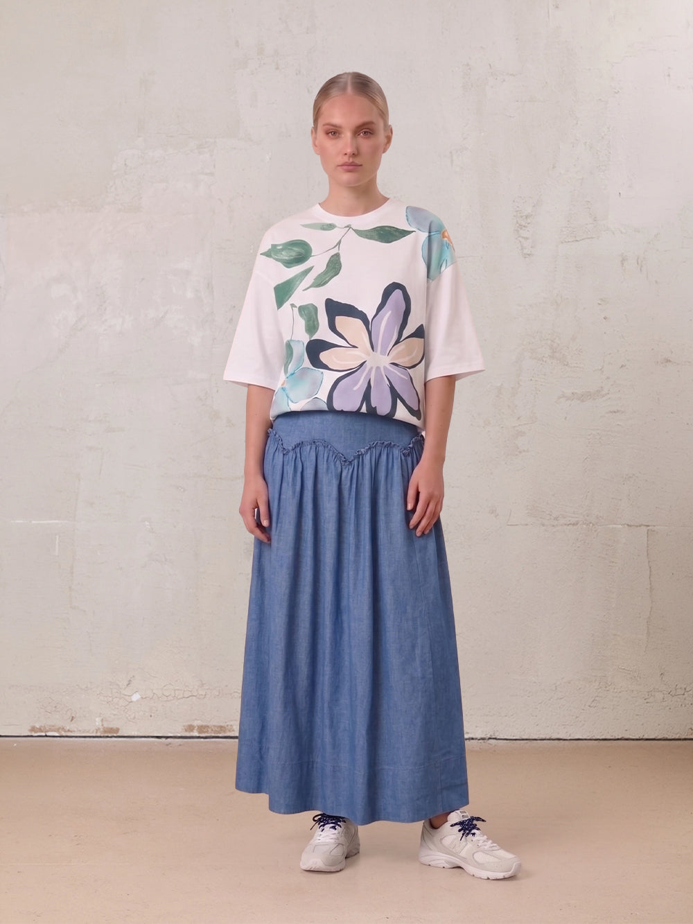 Curved Yoke Ruffle Denim Skirt - Blue