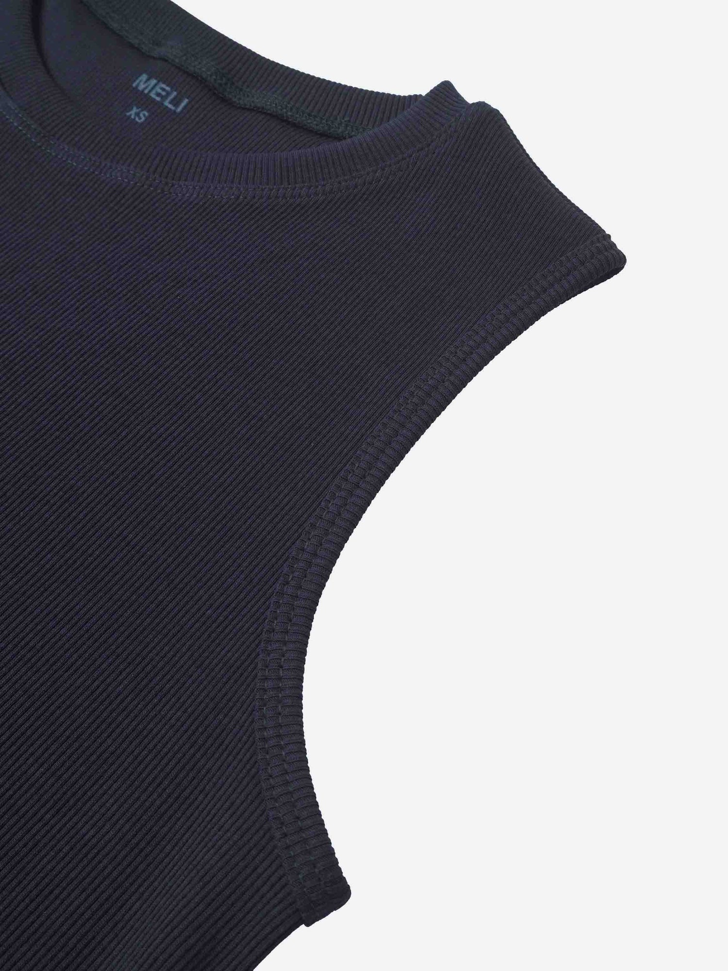 RIBBED CREW SLEEVELESS SHELL-NAVY