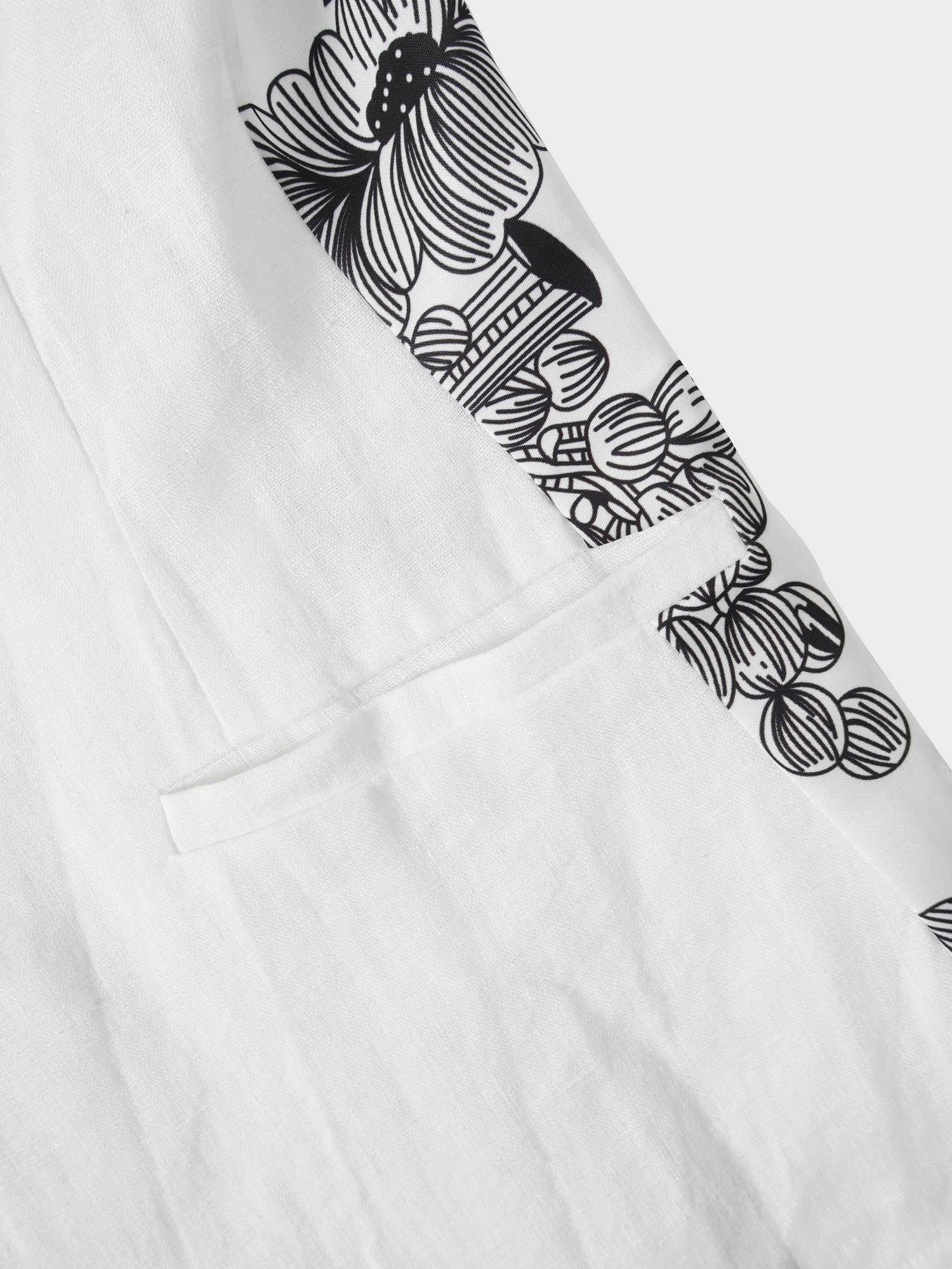 Silky Back Printed Blazer-White/Black