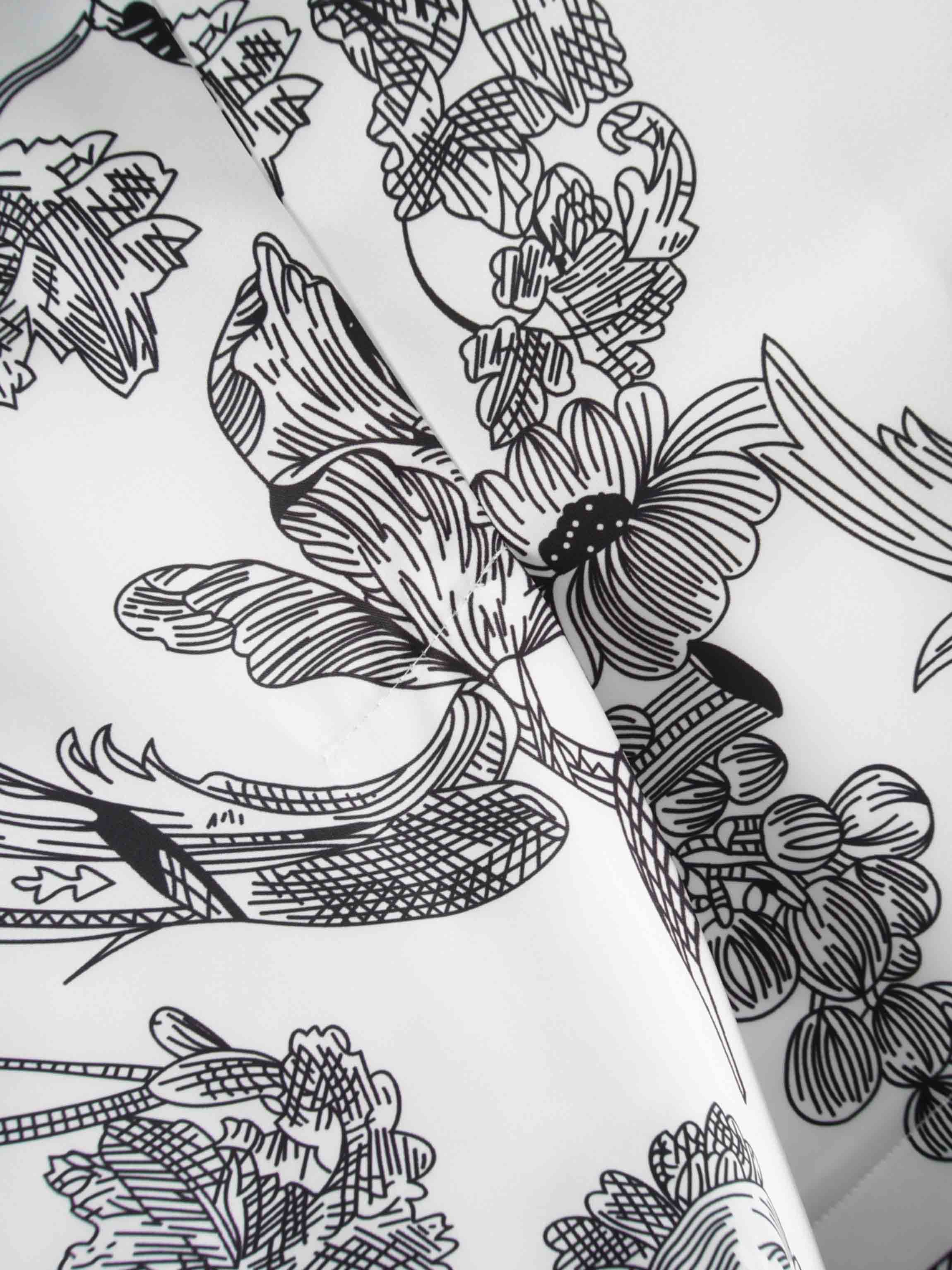 Silky Back Printed Blazer-White/Black