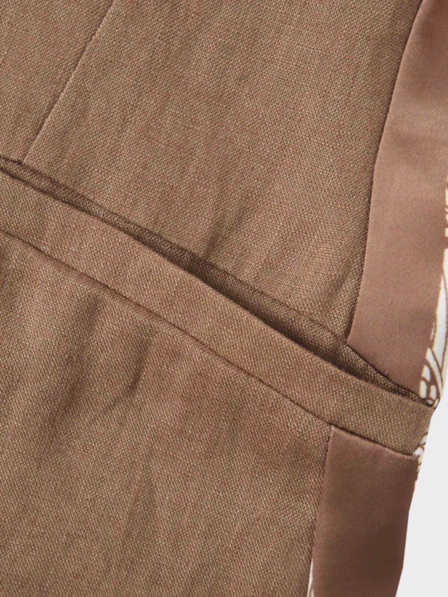 Silky Back Printed Blazer-Brown/Cream