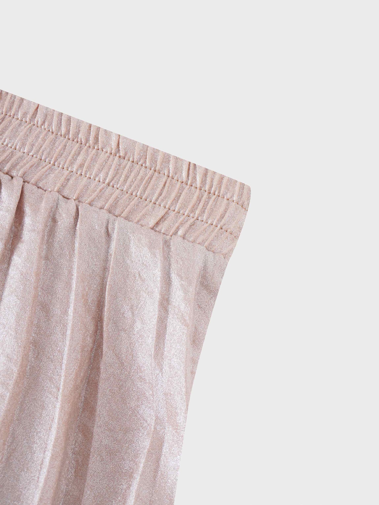 Covered Band Pleated Skirt-Champagne Shimmer