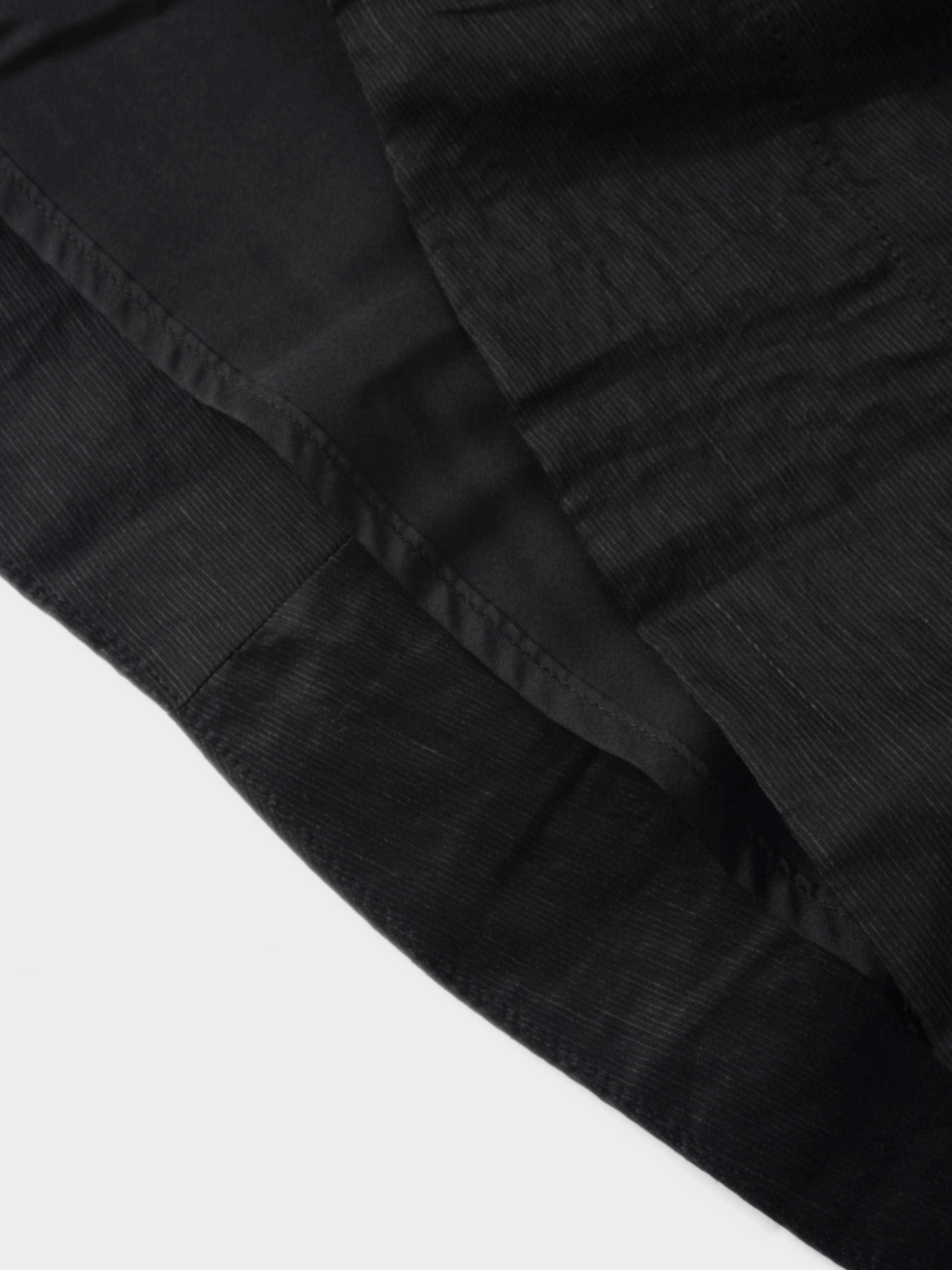 Pointed Yoke Dress Skirt-Black