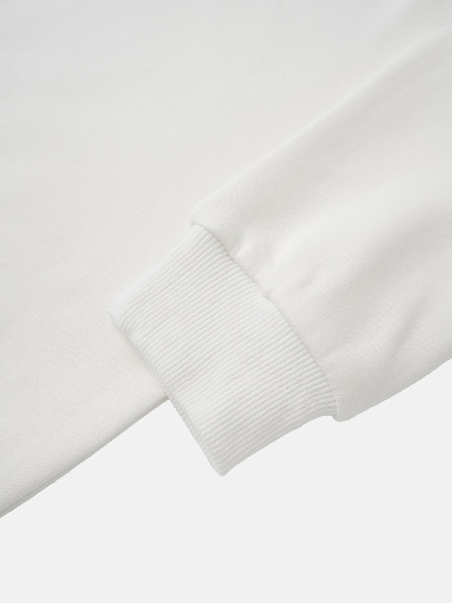 Ribbed Neck High V Sweatshirt - White/Burgundy