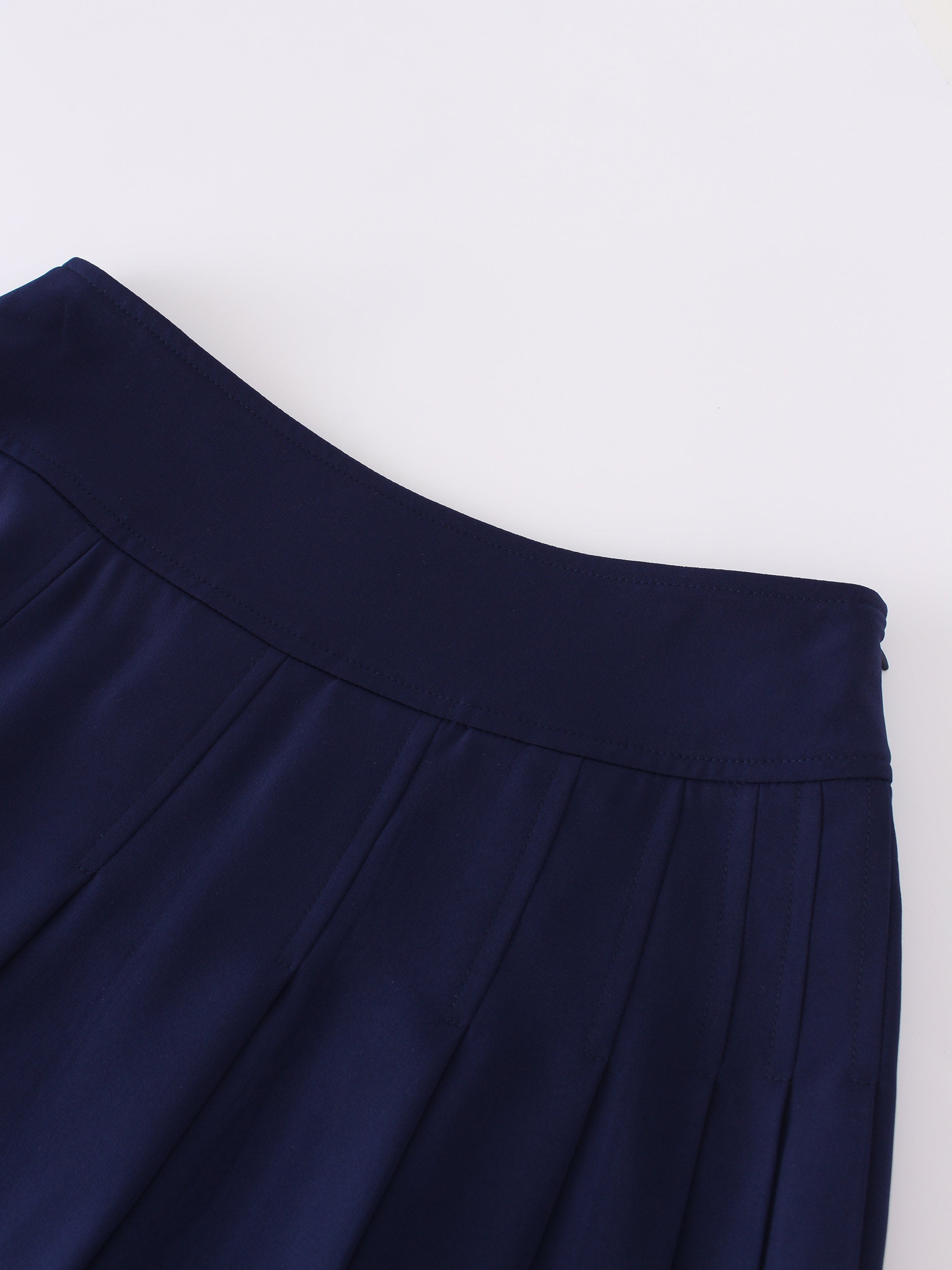 Yoke Pleated Skirt 37&quot;-Navy