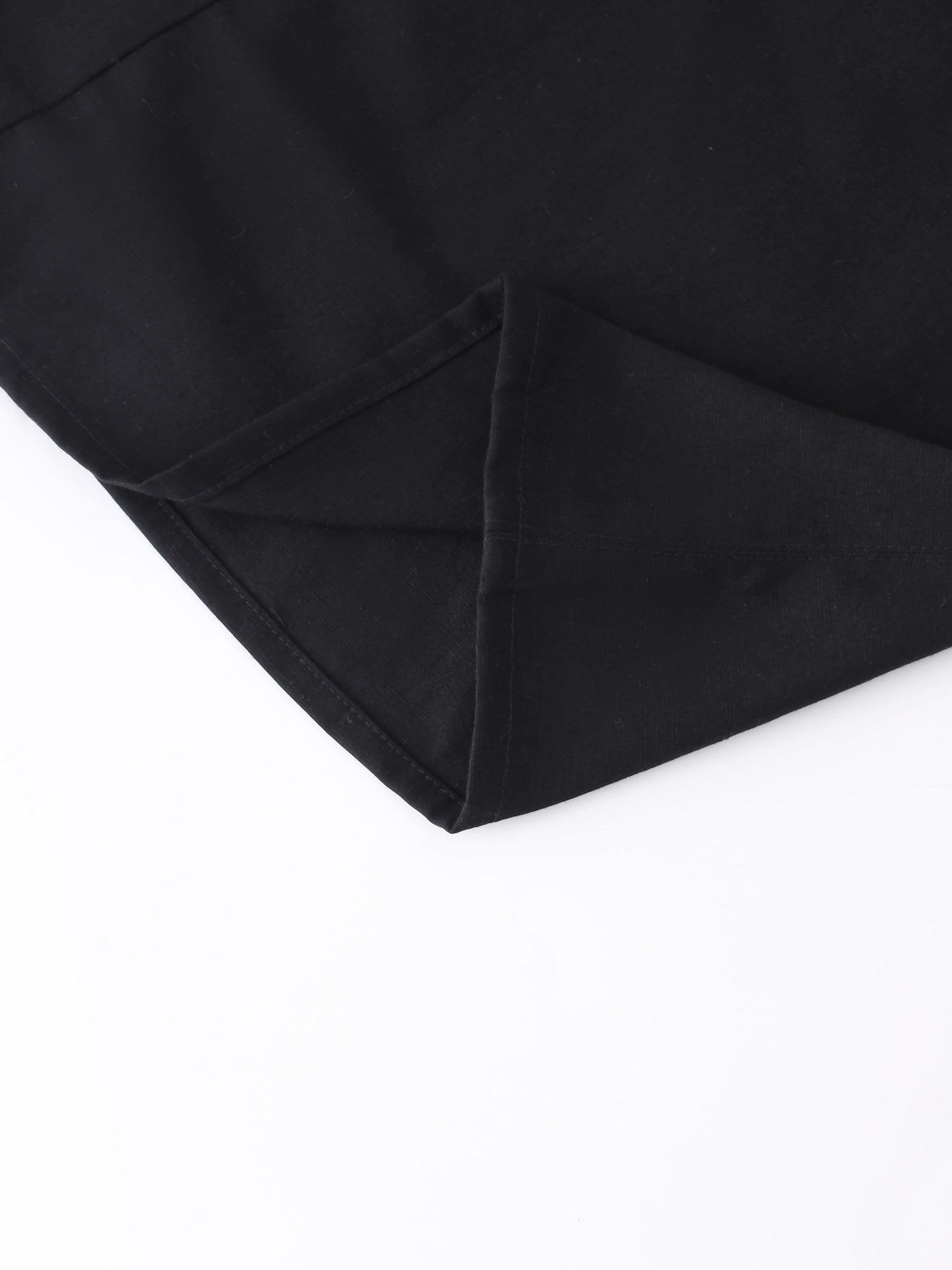 A-Line Seamed Skirt-Black