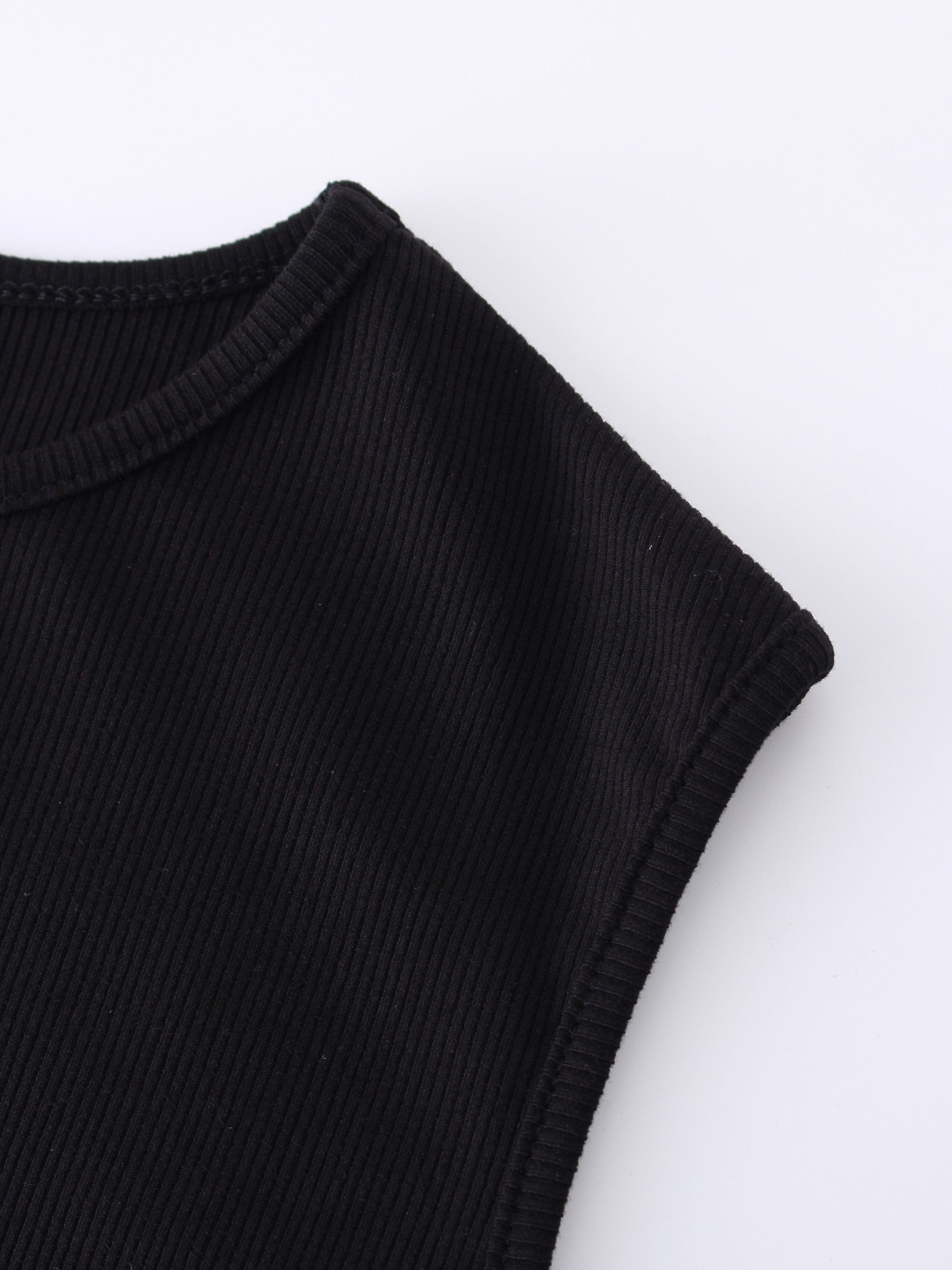 RIBBED CREW SLEEVELESS SHELL-BLACK