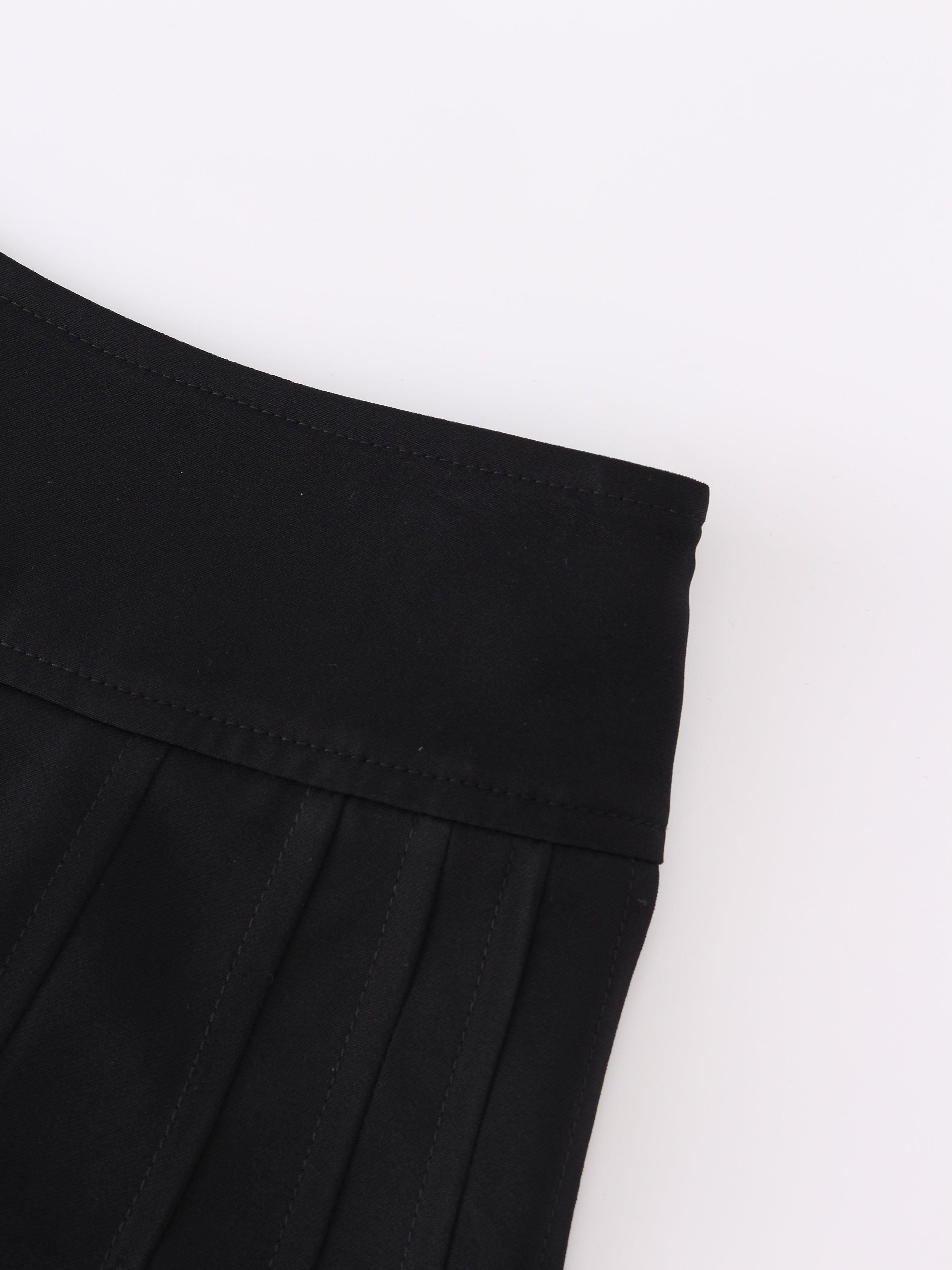 Yolk Pleated Skirt 37&quot;-Black