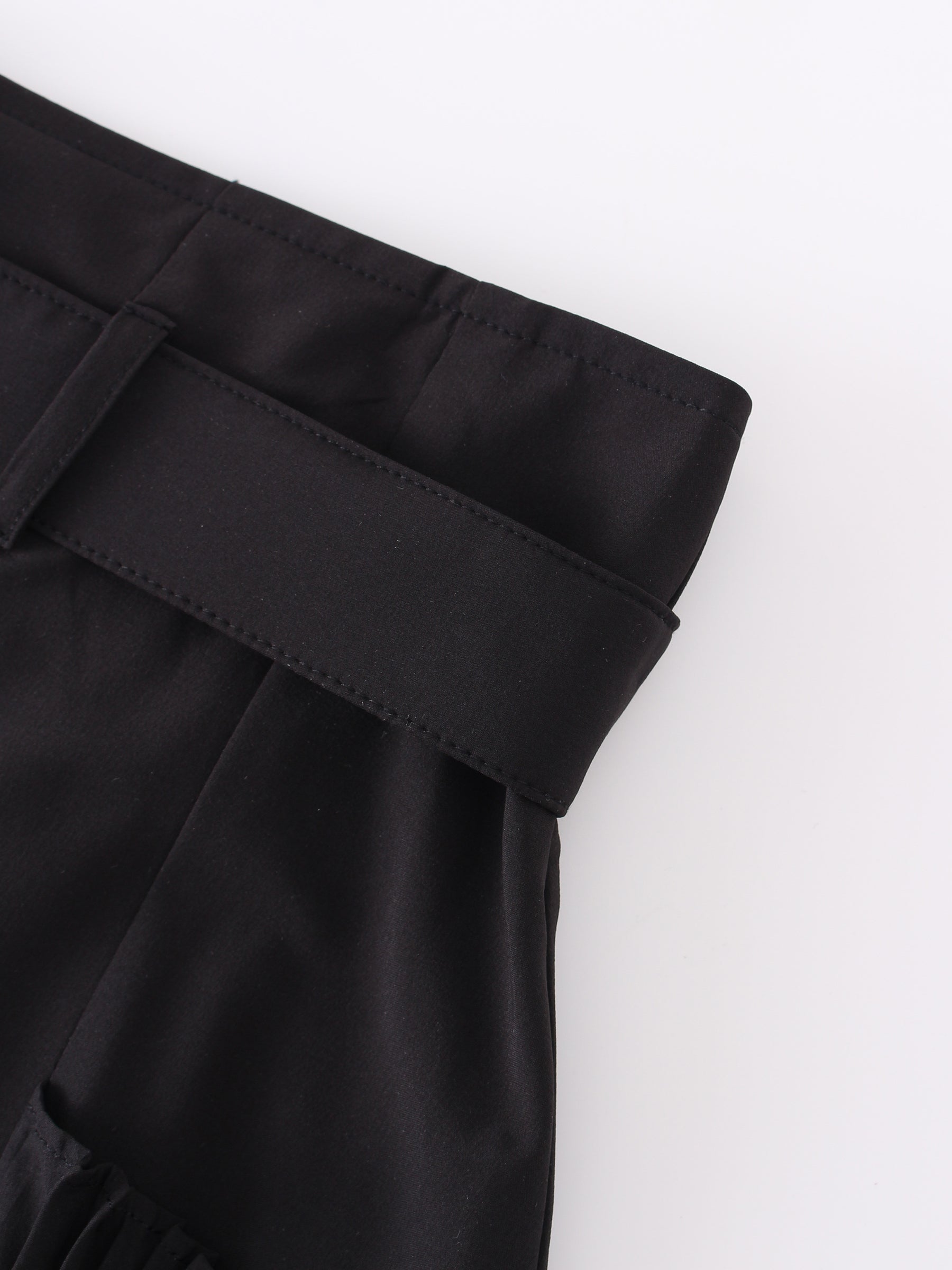 Pintuck Pocket Skirt-Black