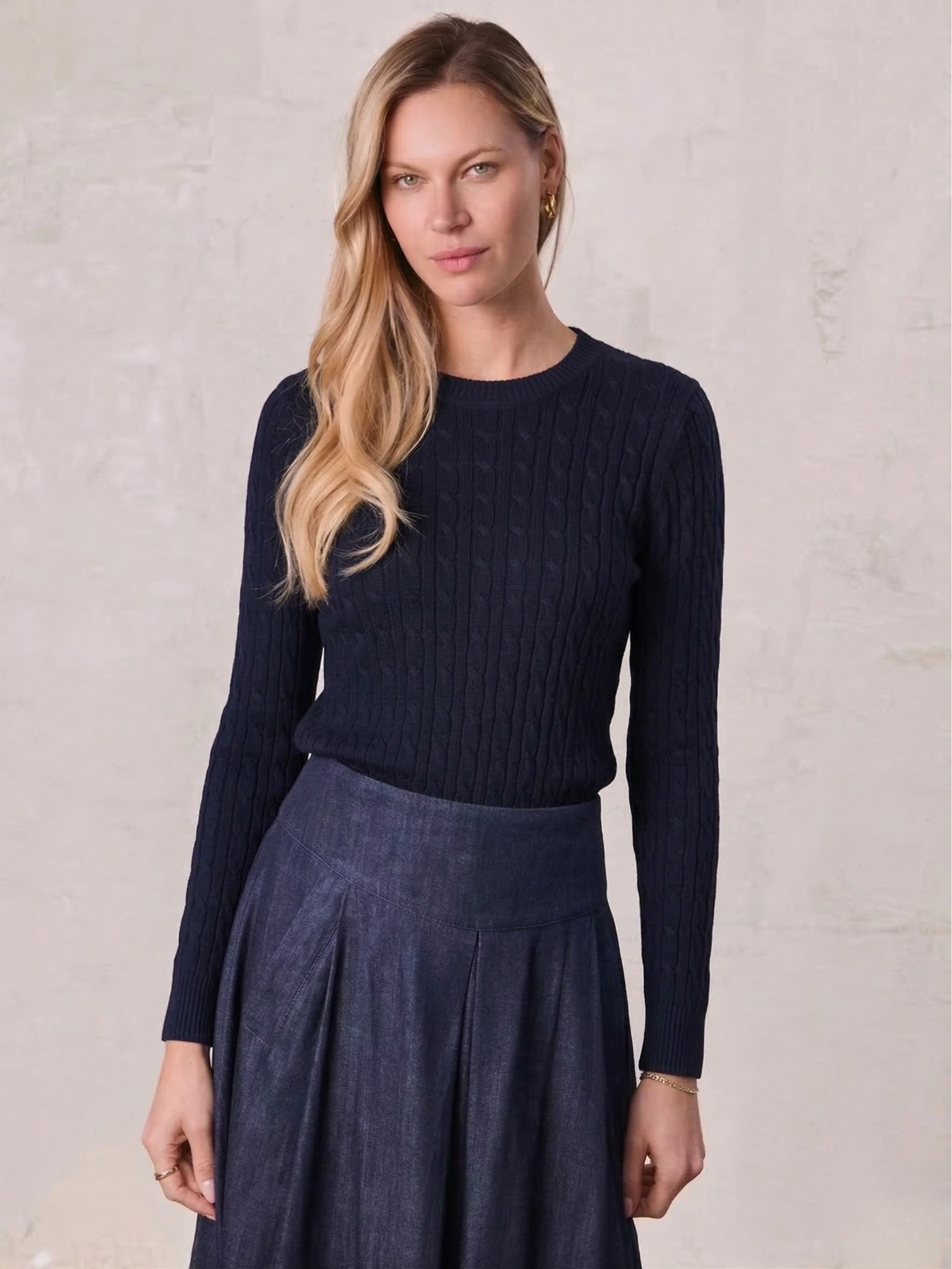Crew Neck Cable Sweater-Navy