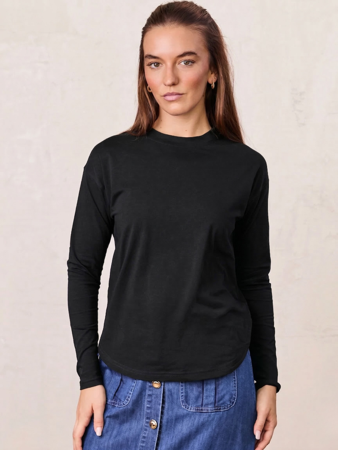 Oversized Rounded Hem T-Shirt-Black