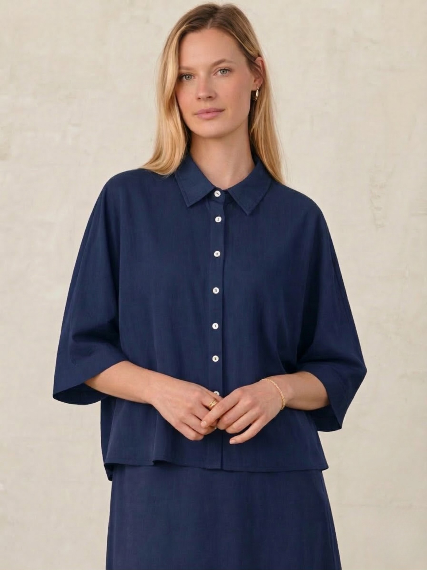 Boxy Dolman Sleeve Crinkle Blouse-Navy