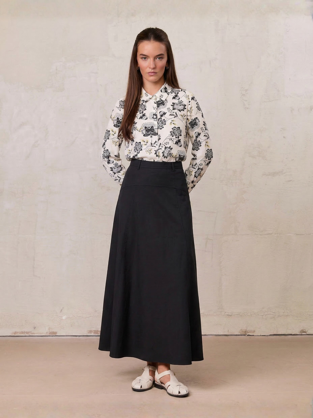 Cotton Yoke Circle Skirt-Black