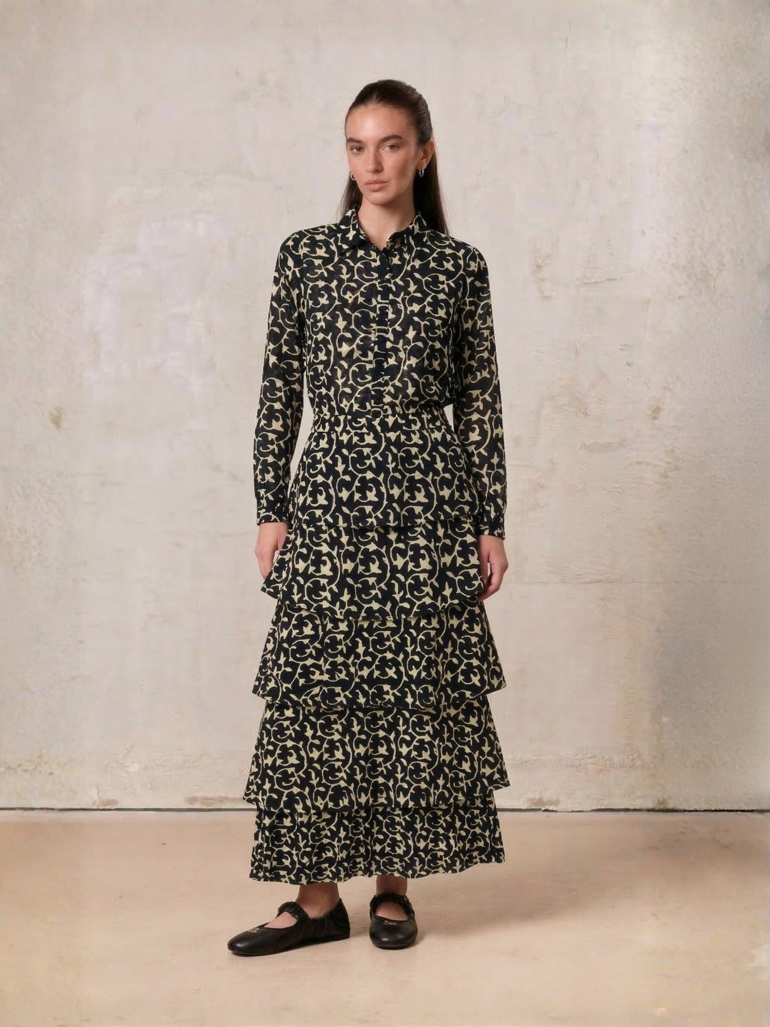 Ruched Top Layered Skirt-Navy Vines