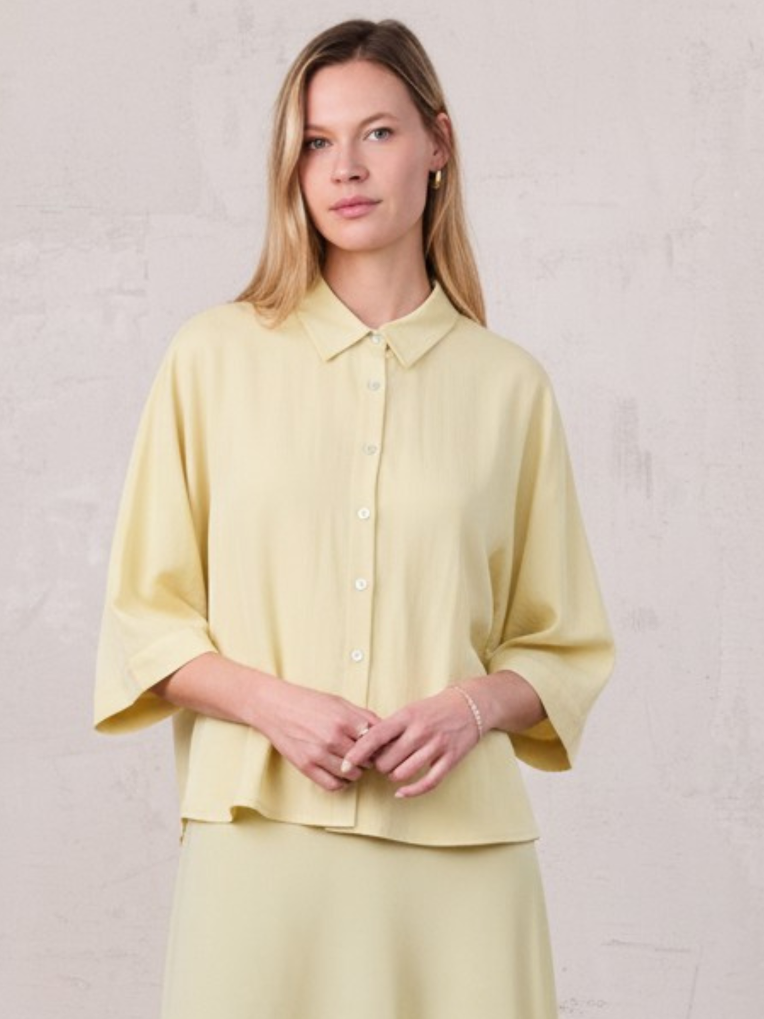 Boxy Dolman Sleeve Crinkle Blouse-Pale Yellow