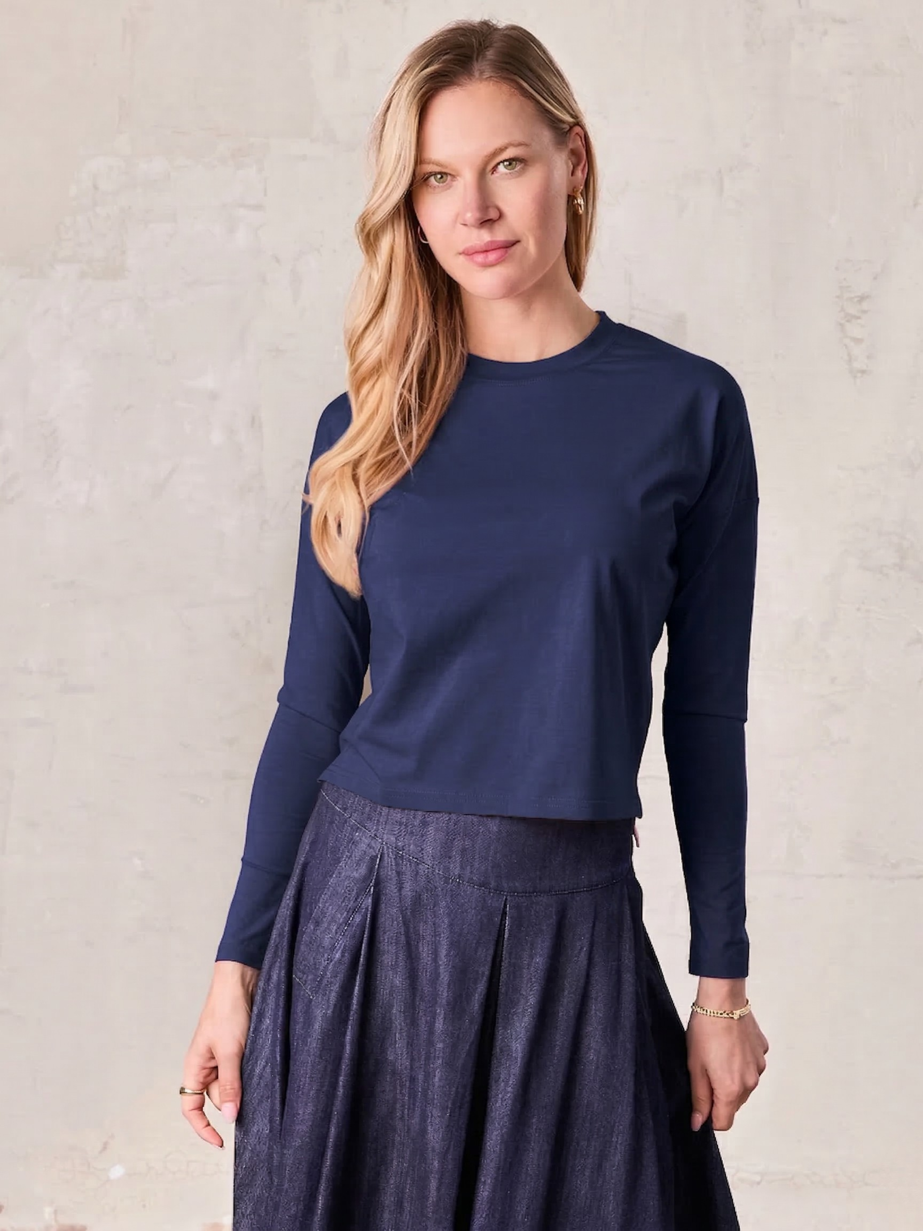 Cropped Boxy Tee-Navy