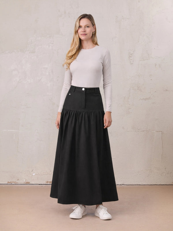 Gathered Drop Waist Yoke Skirt-Black