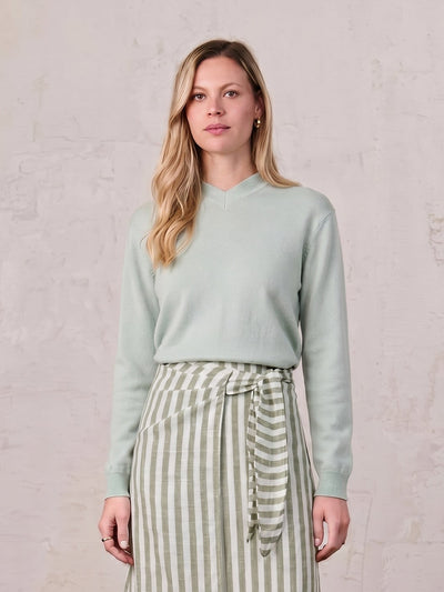 High V Lightweight Sweater-Ash Green