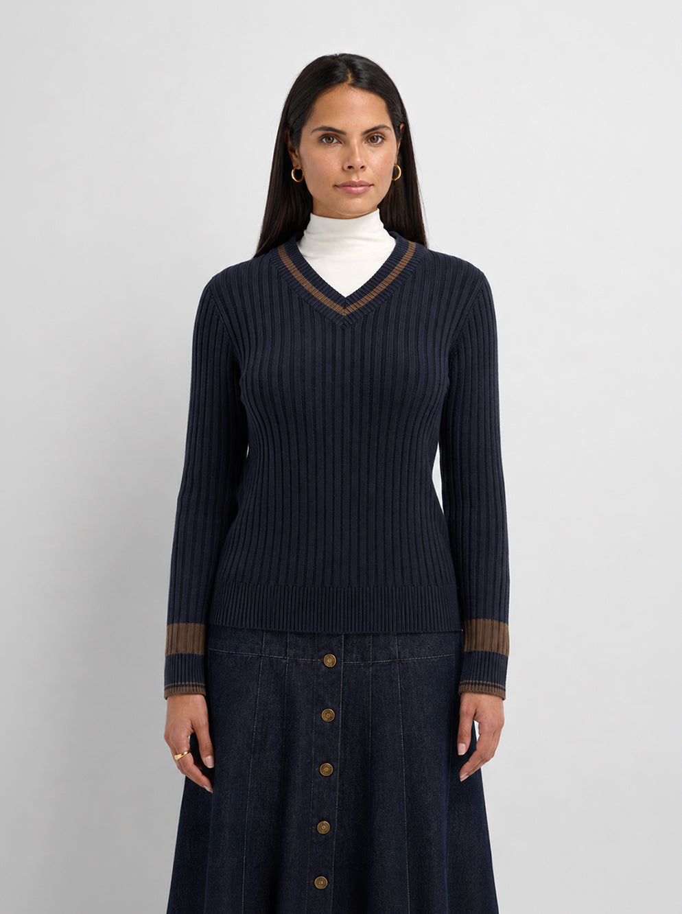 High V Waffle Sweater - Navy/Brown